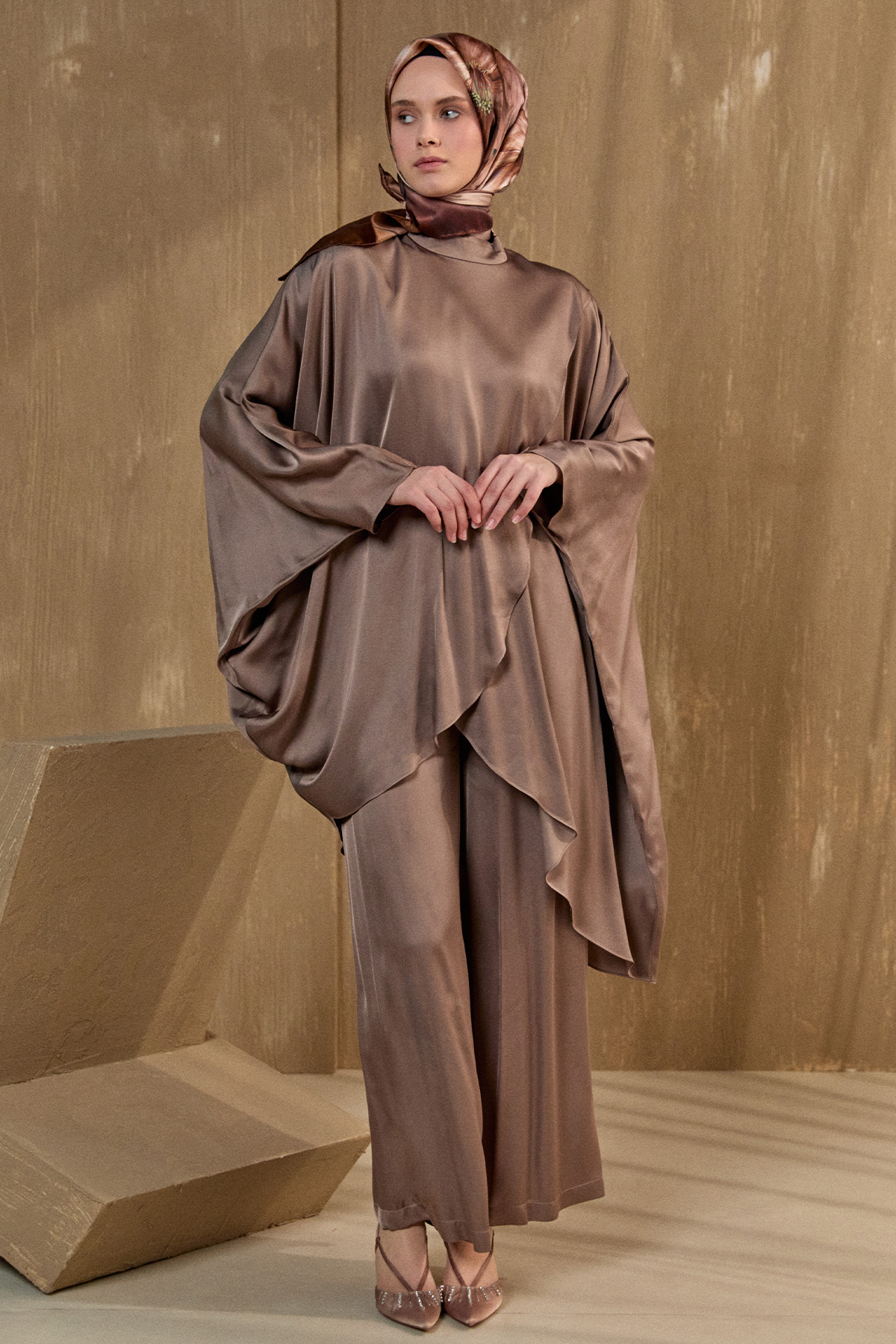 Asimetrik Anvelop İkili Takım, Tesettür Giyim