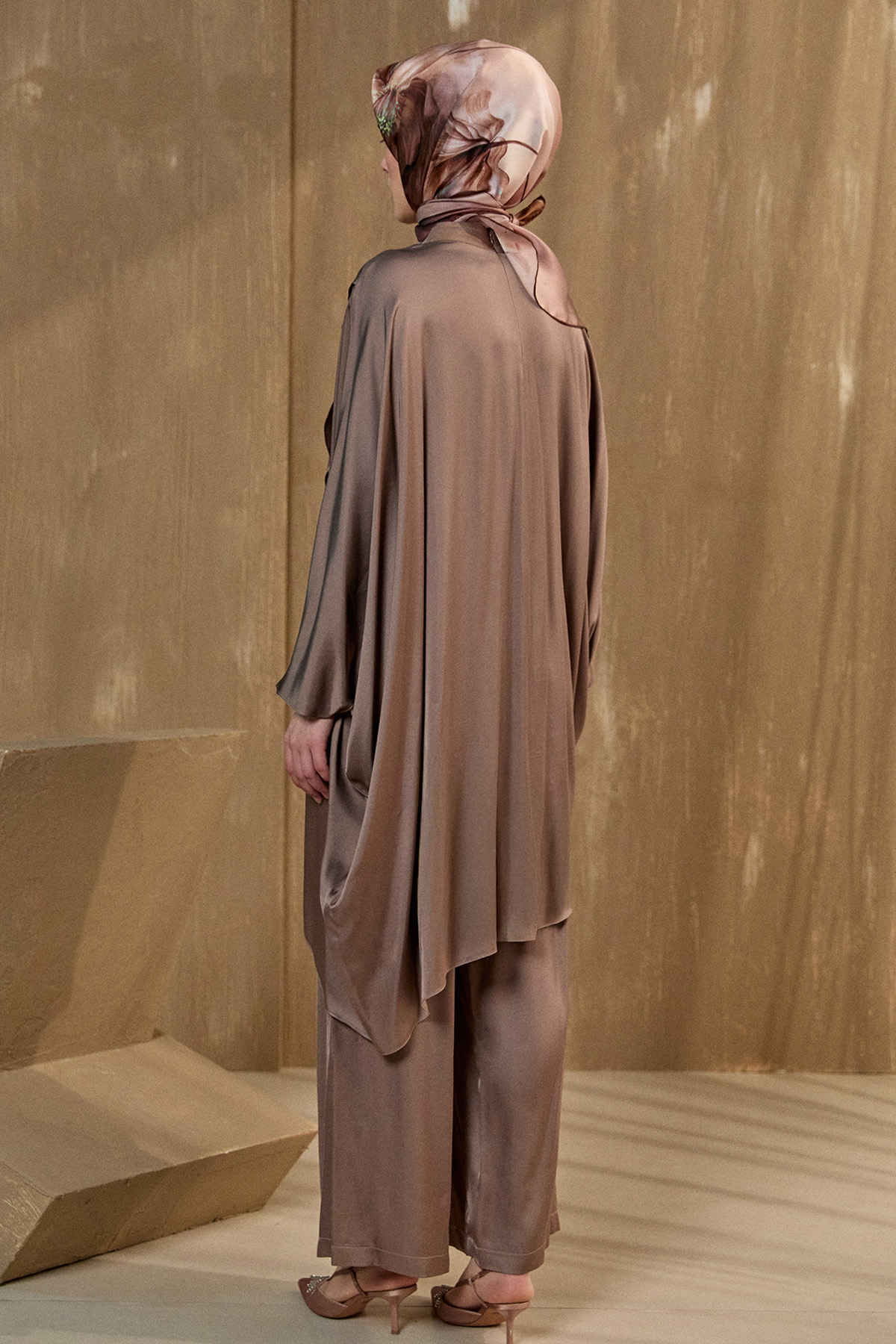 Asimetrik Anvelop İkili Takım, Tesettür Giyim