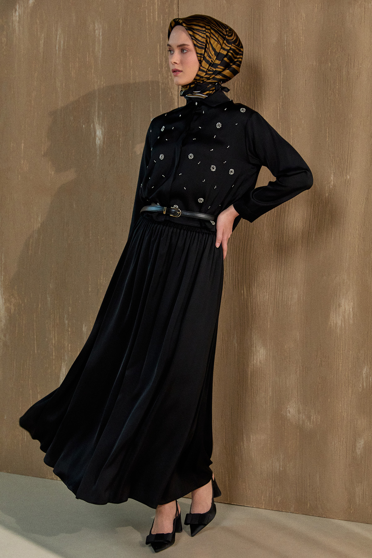 Boncuk İşlemeli İkili Saten Takım, Tesettür Giyim