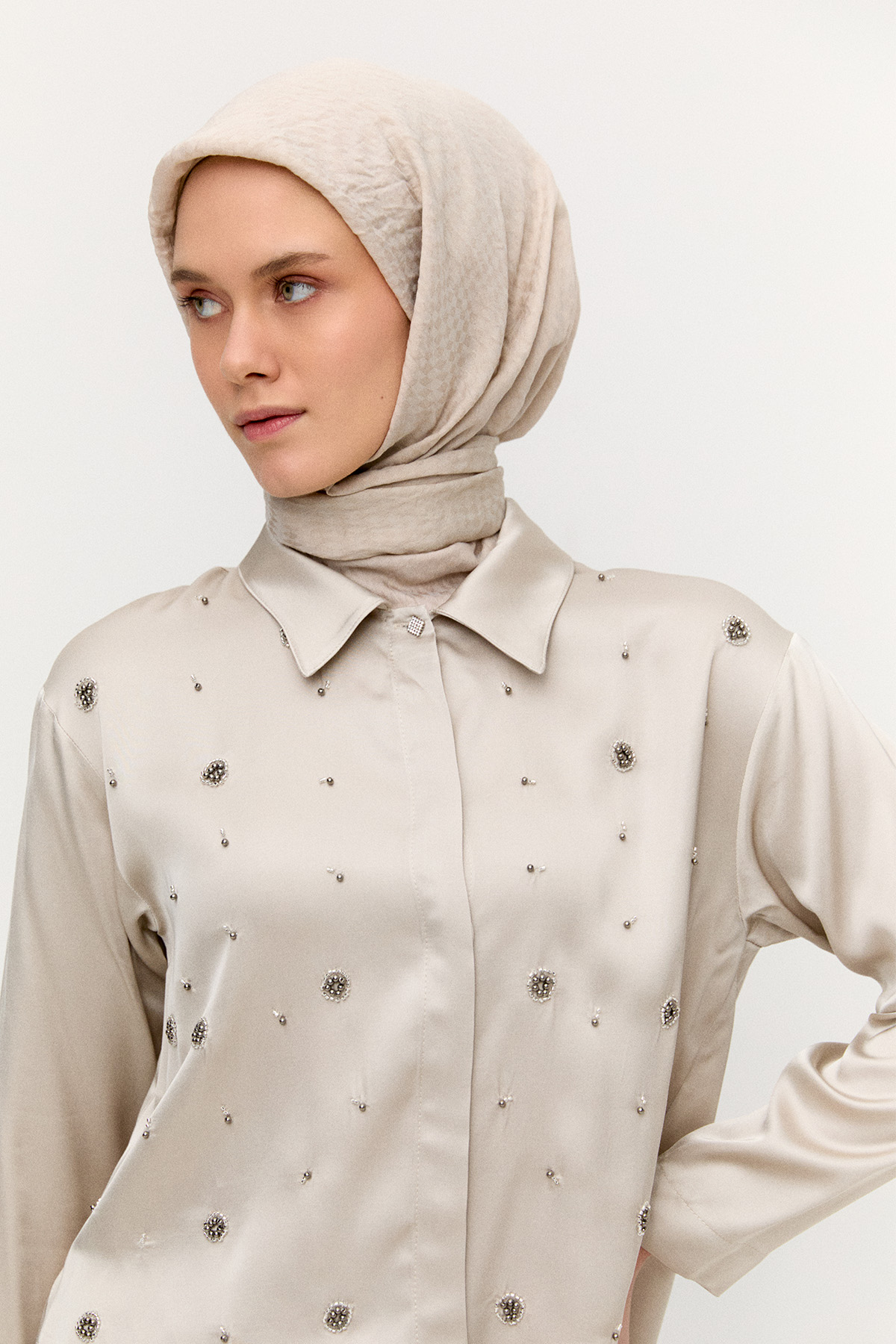 Boncuk İşlemeli İkili Saten Takım, Tesettür Giyim