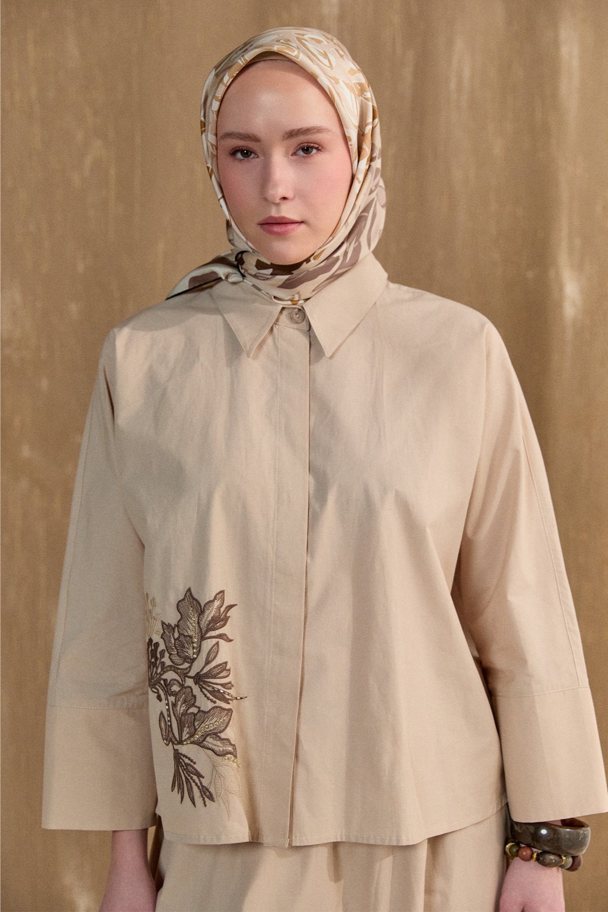 Nakış Detaylı Pamuklu Takım, Tesettür Giyim