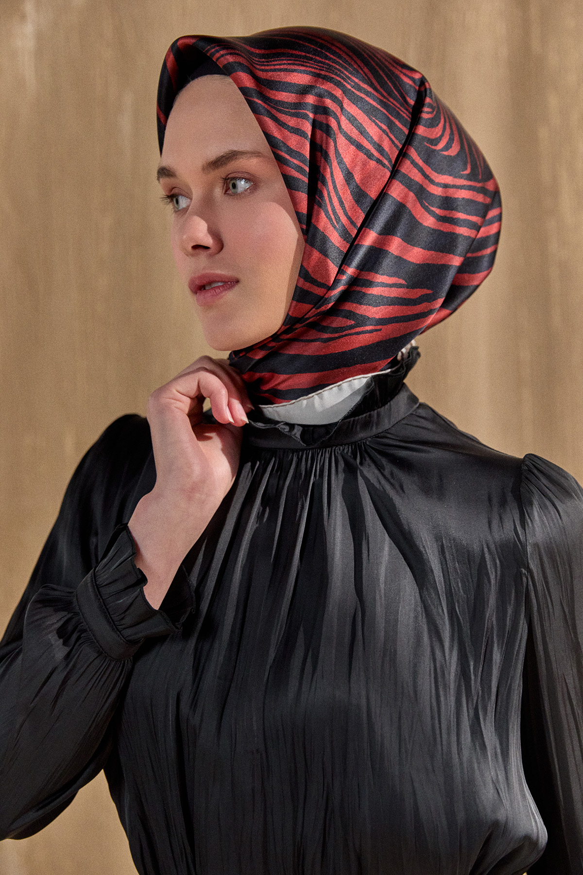 Kraşlı Saten İkili Takım, Tesettür Giyim