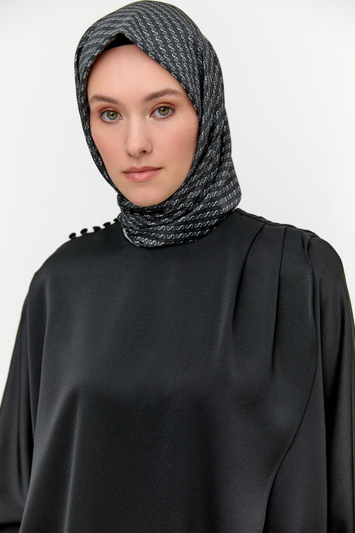 İkili Saten Takım, Tesettür Giyim