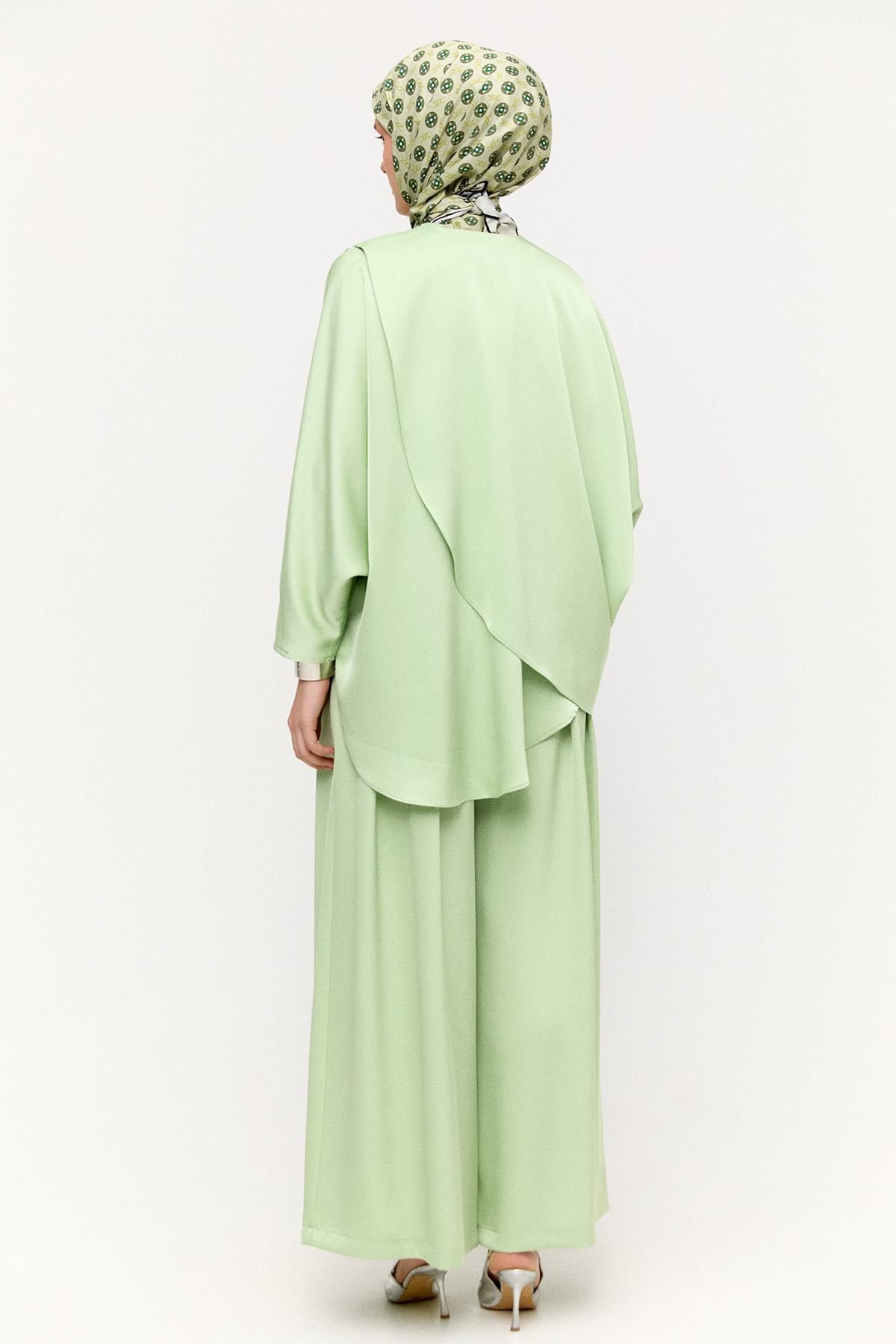 İkili Saten Takım, Tesettür Giyim