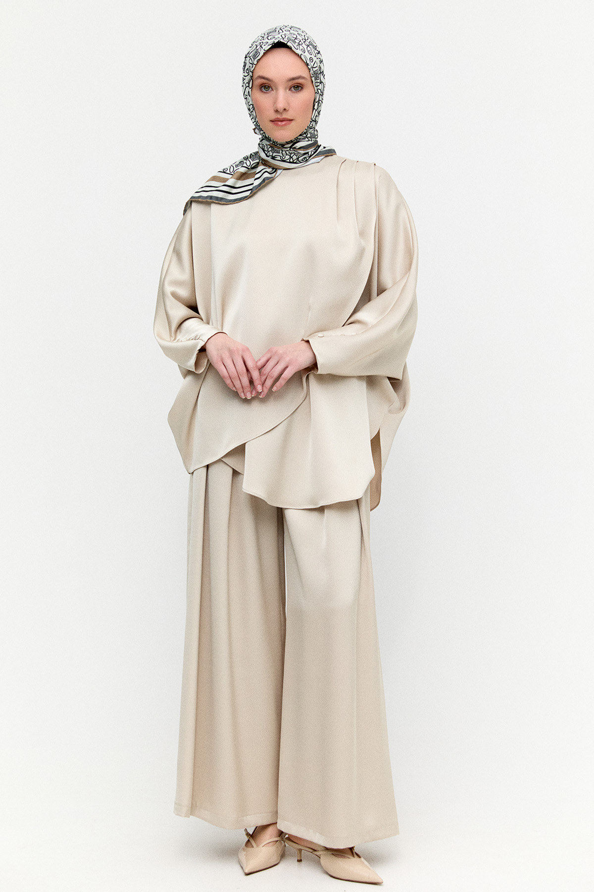 İkili Saten Takım, Tesettür Giyim