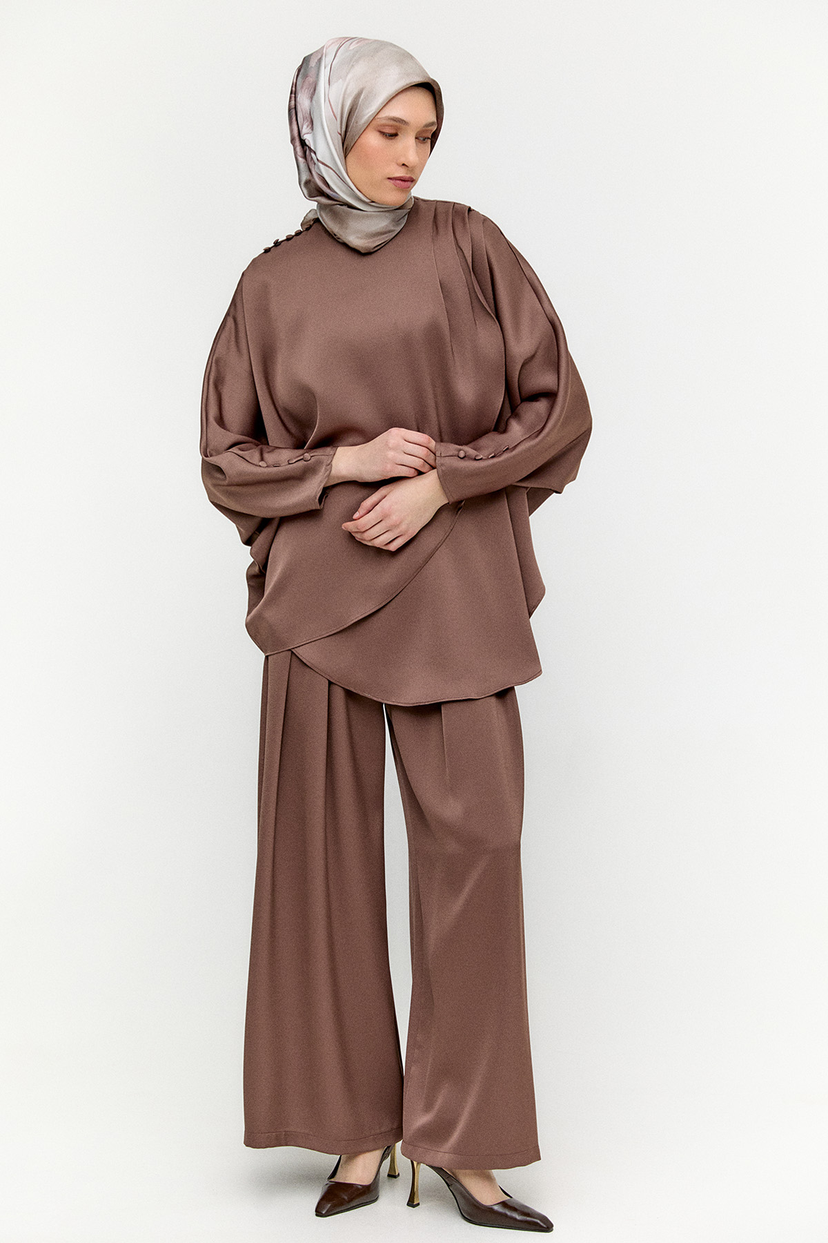 İkili Saten Takım, Tesettür Giyim