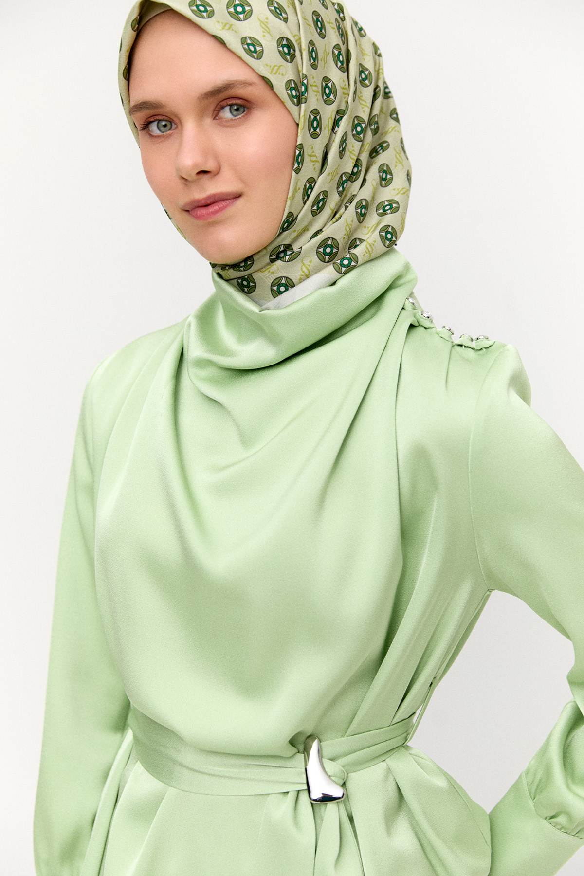 Degaje Yakalı Saten İkili Takım, Tesettür Giyim