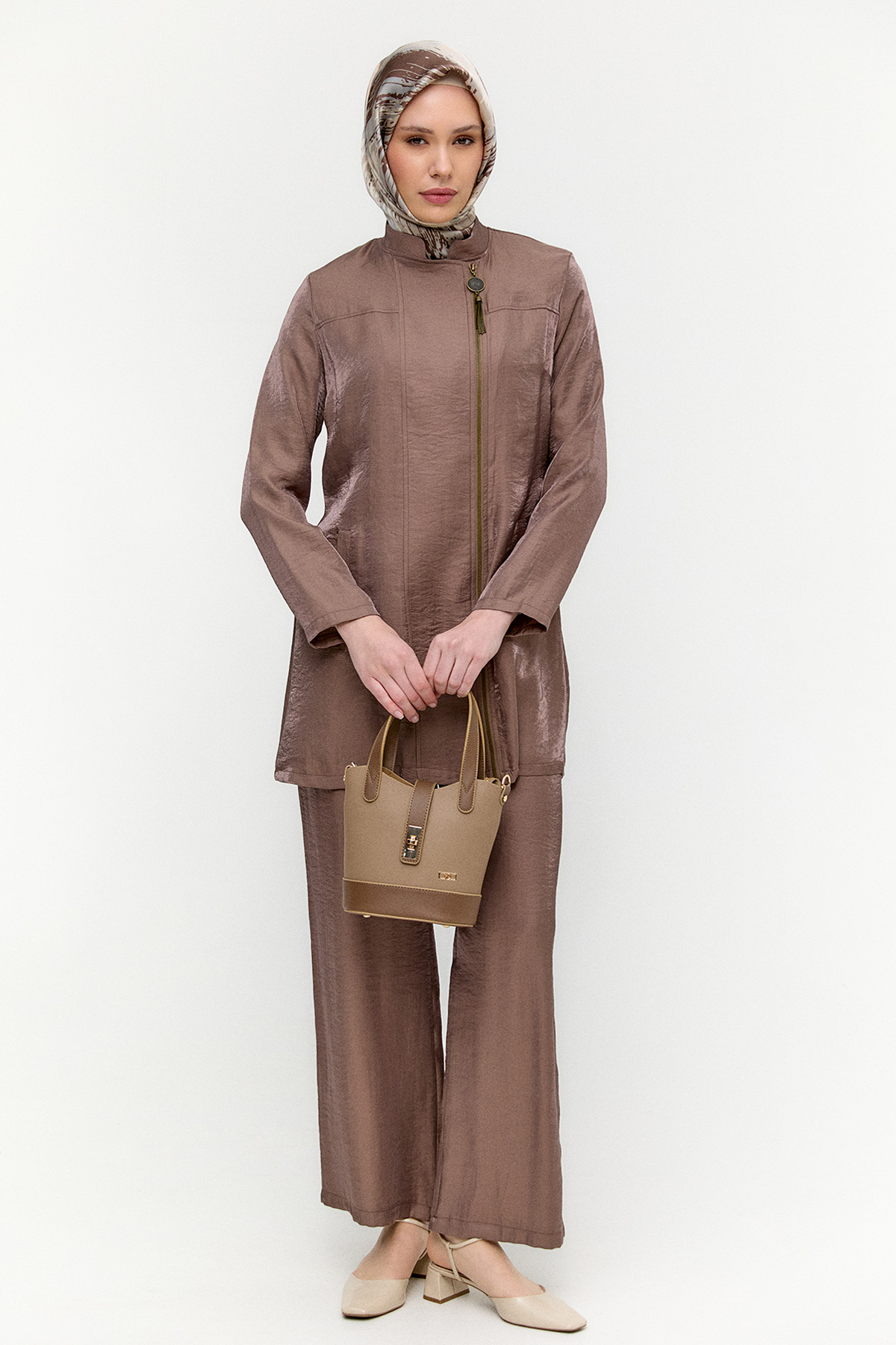 Hakim Yakalı Jakarlı İkili Takım, Tesettür Giyim