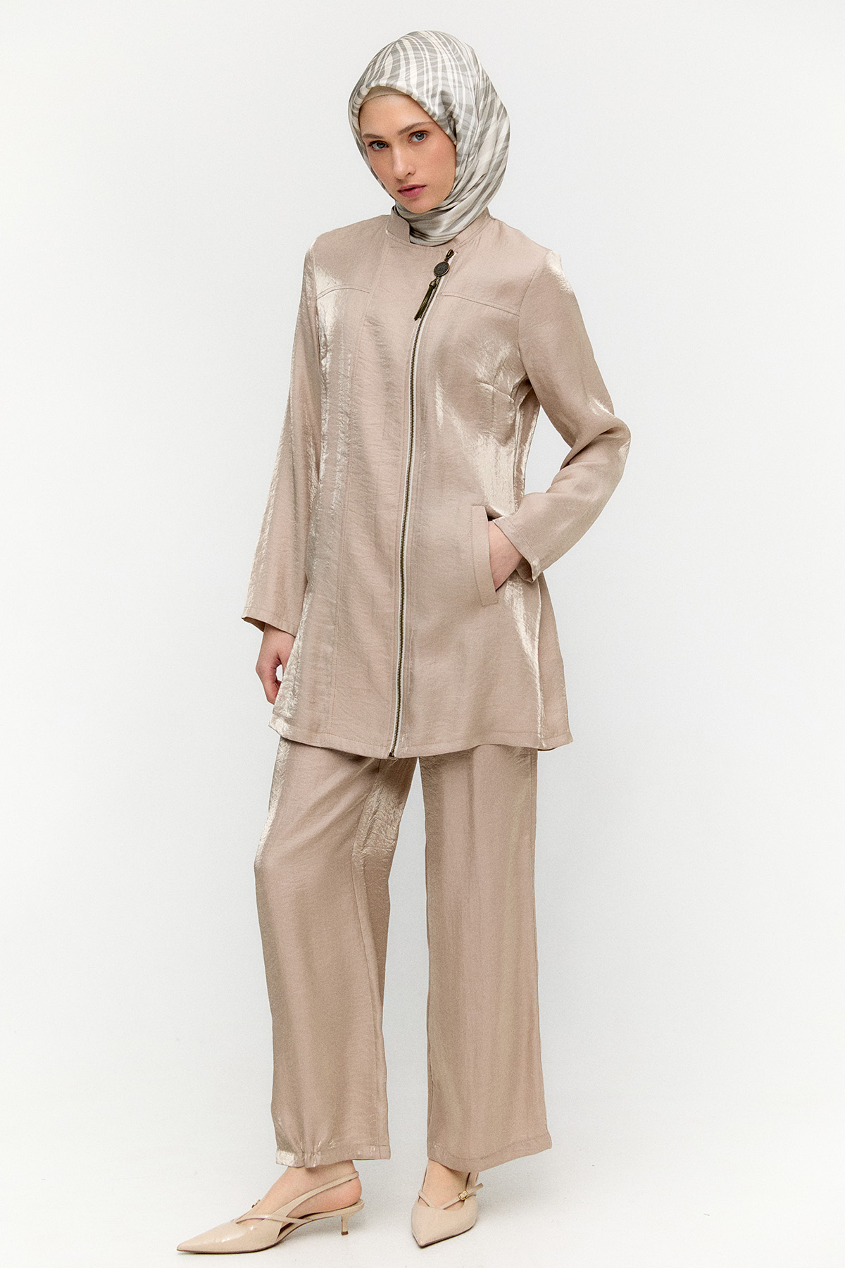 Hakim Yakalı Jakarlı İkili Takım, Tesettür Giyim