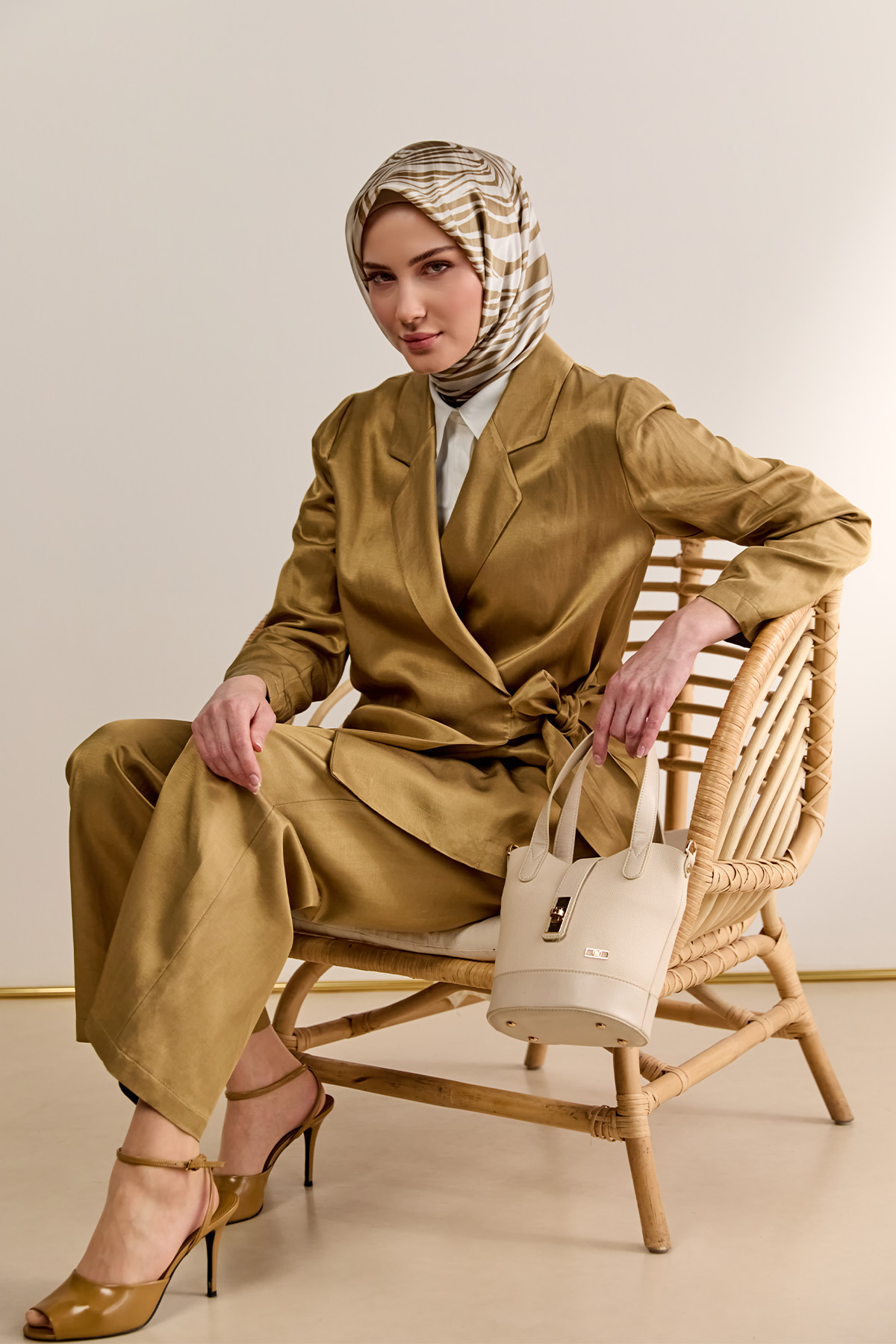 Jakarlı Kuşaklı İkili Takım, Tesettür Giyim