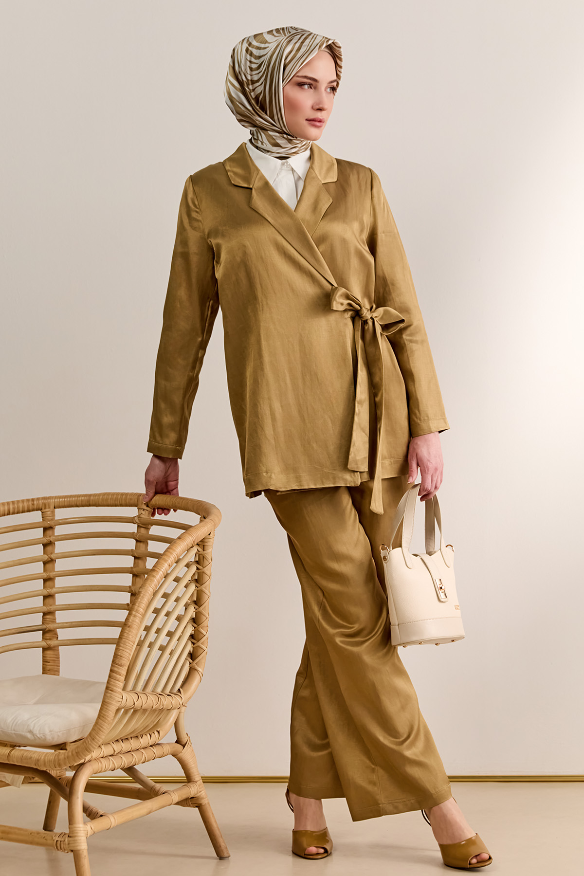 Jakarlı Kuşaklı İkili Takım, Tesettür Giyim