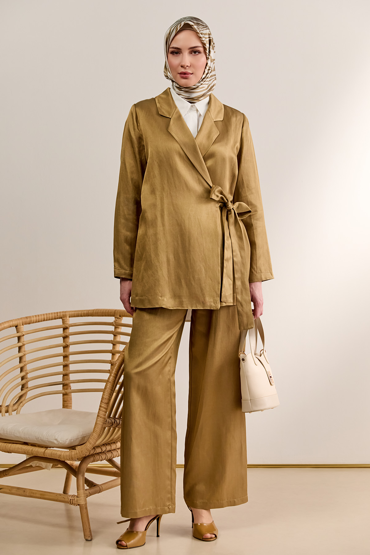 Jakarlı Kuşaklı İkili Takım, Tesettür Giyim