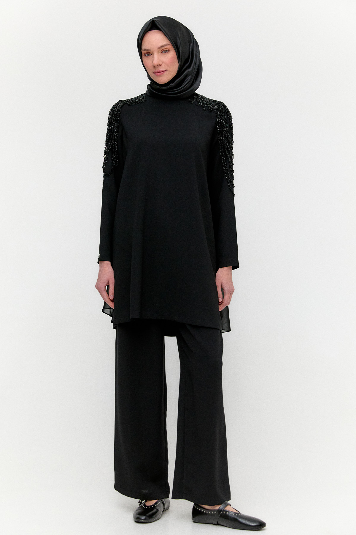 Boncuk İşlemeli Krep Takım, Tesettür Giyim