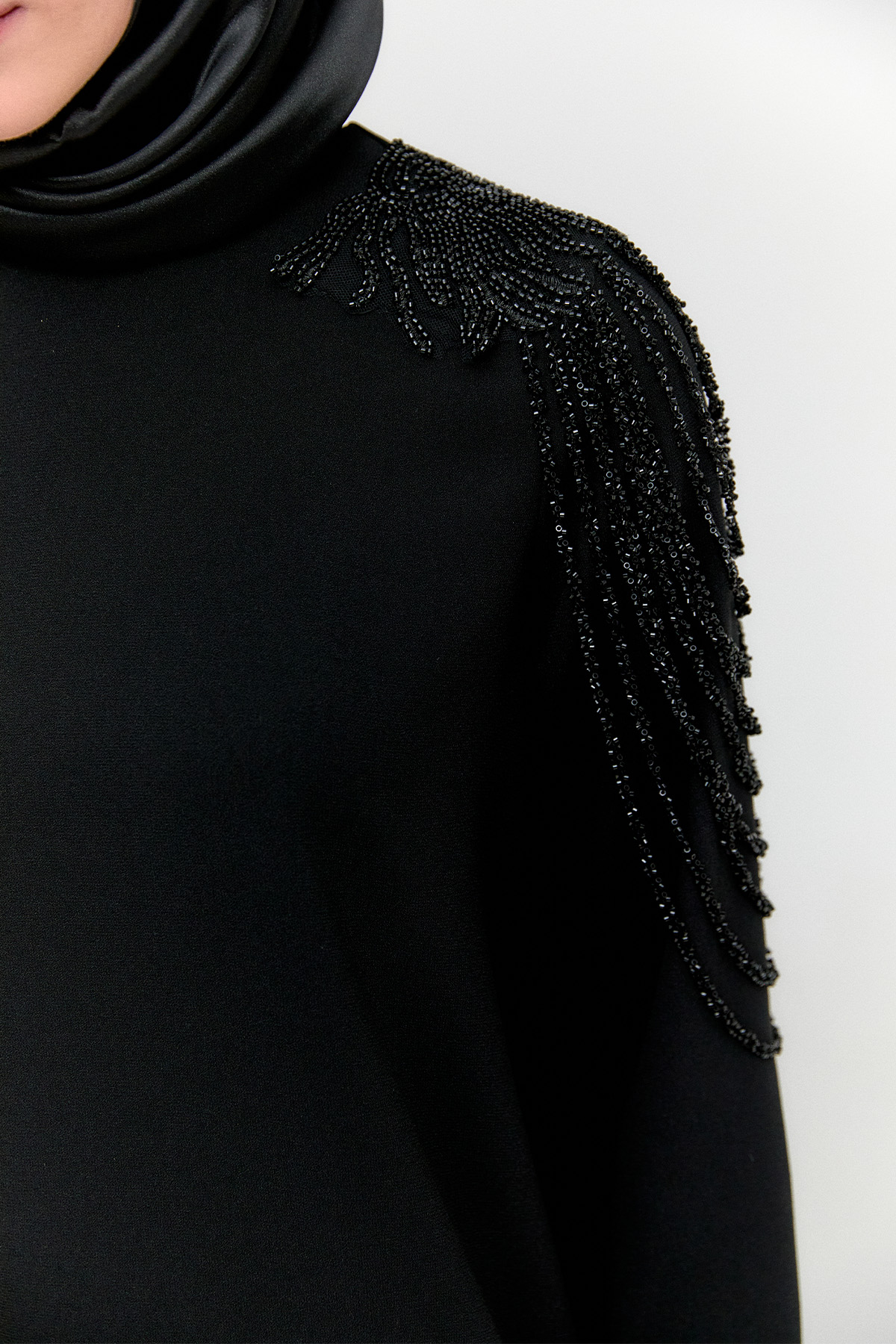 Boncuk İşlemeli Krep Takım, Tesettür Giyim