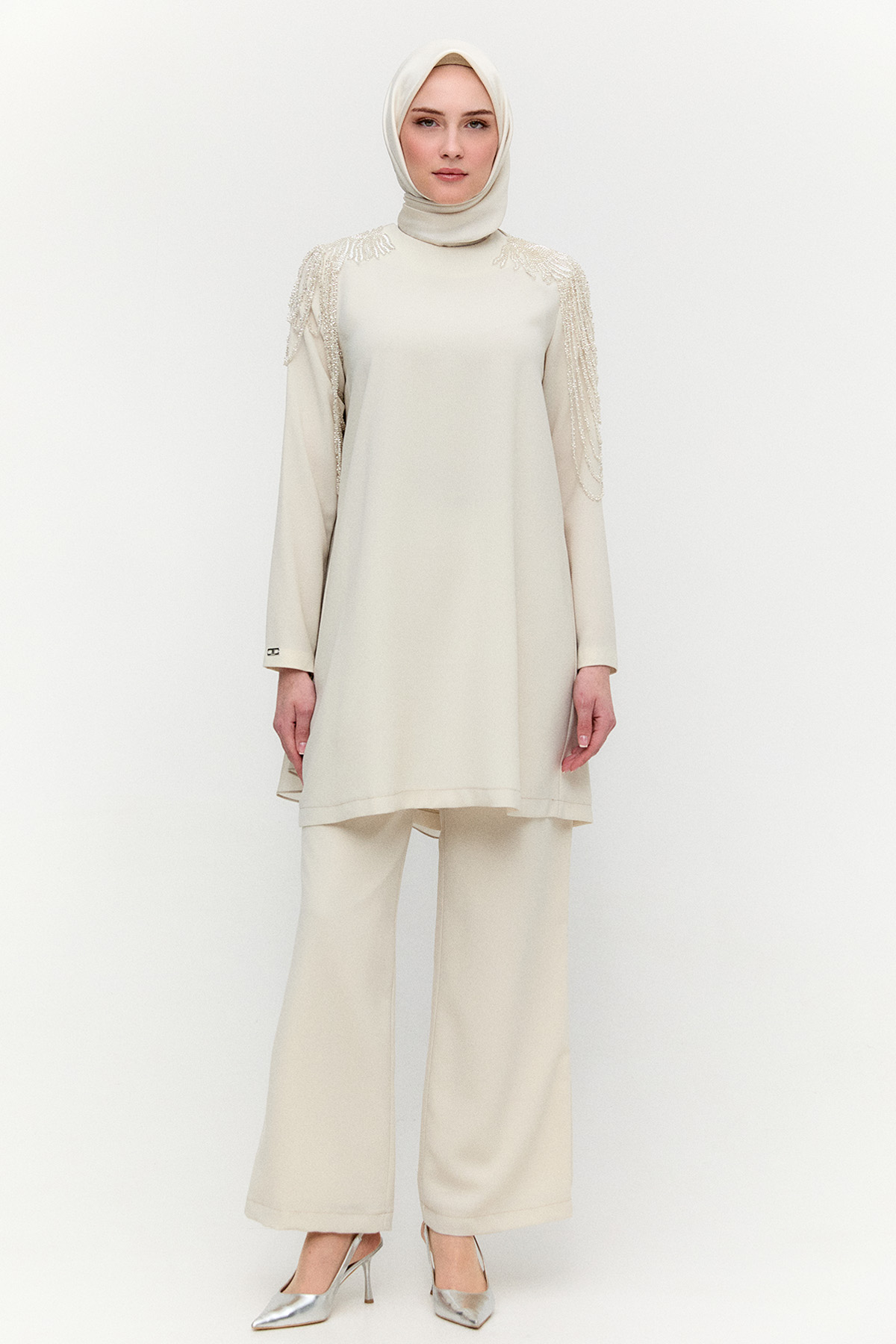 Boncuk İşlemeli Krep Takım, Tesettür Giyim