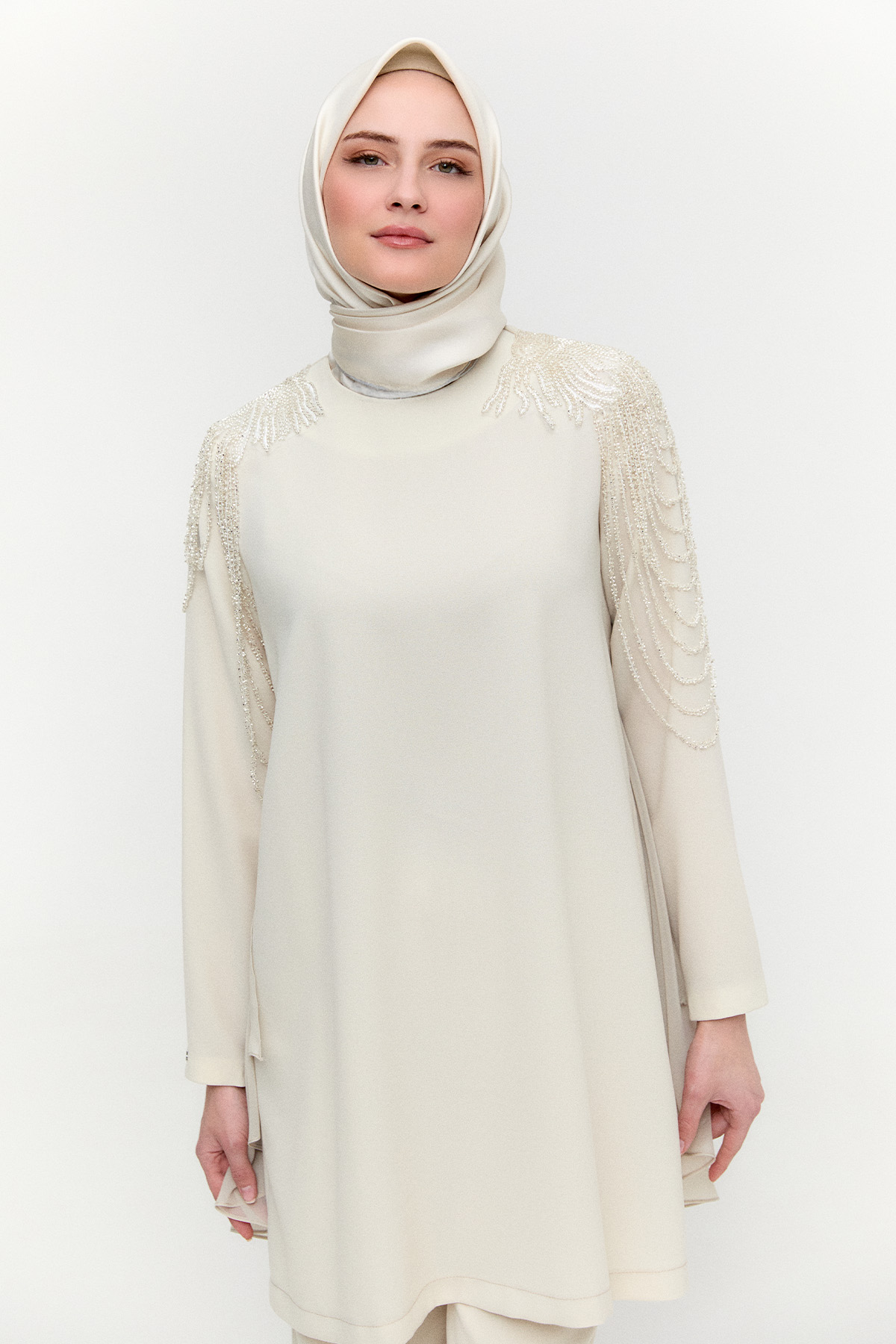 Boncuk İşlemeli Krep Takım, Tesettür Giyim