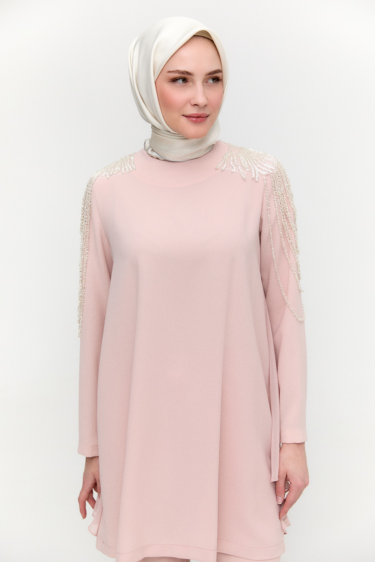 Boncuk İşlemeli Krep Takım, Tesettür Giyim