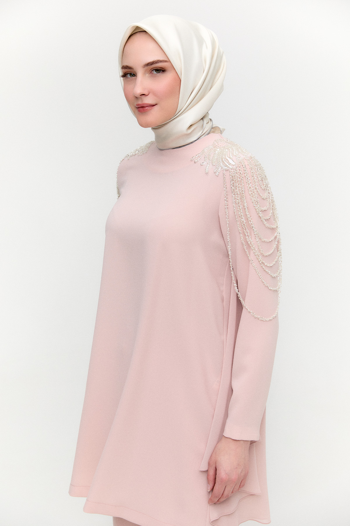 Boncuk İşlemeli Krep Takım, Tesettür Giyim