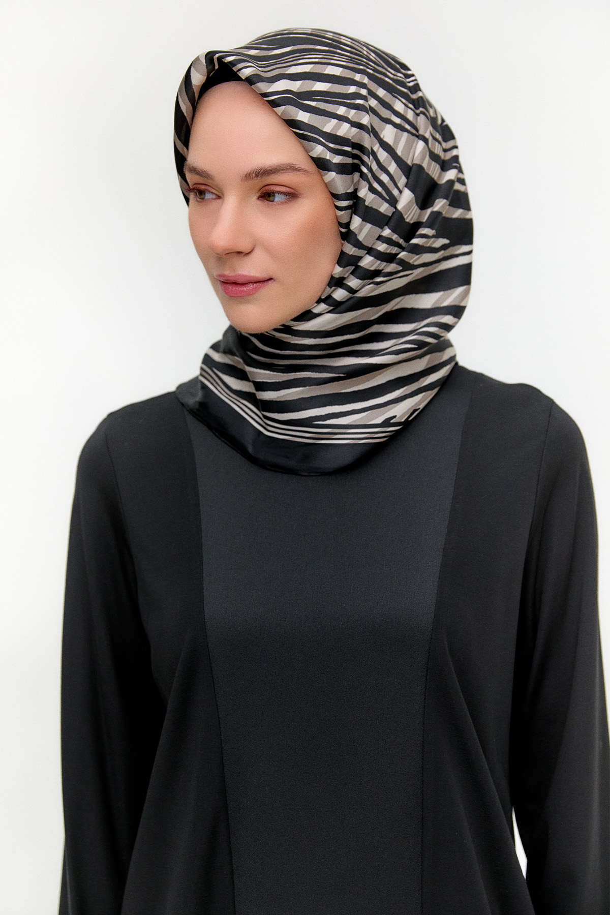 Metal Tokalı Penye Bluz, Tesettür Giyim