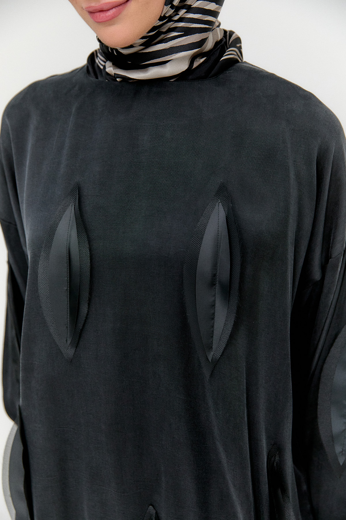 Yaprak Aplikeli Cupra Tunik, Tesettür Giyim