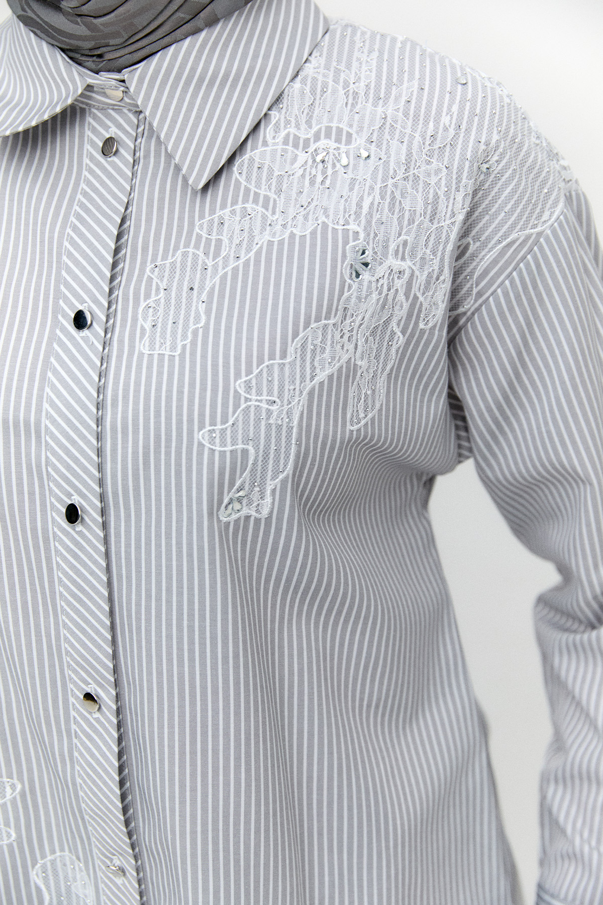 Dantel Detaylı Çizgili Pamuklu Tunik, Tesettür Giyim