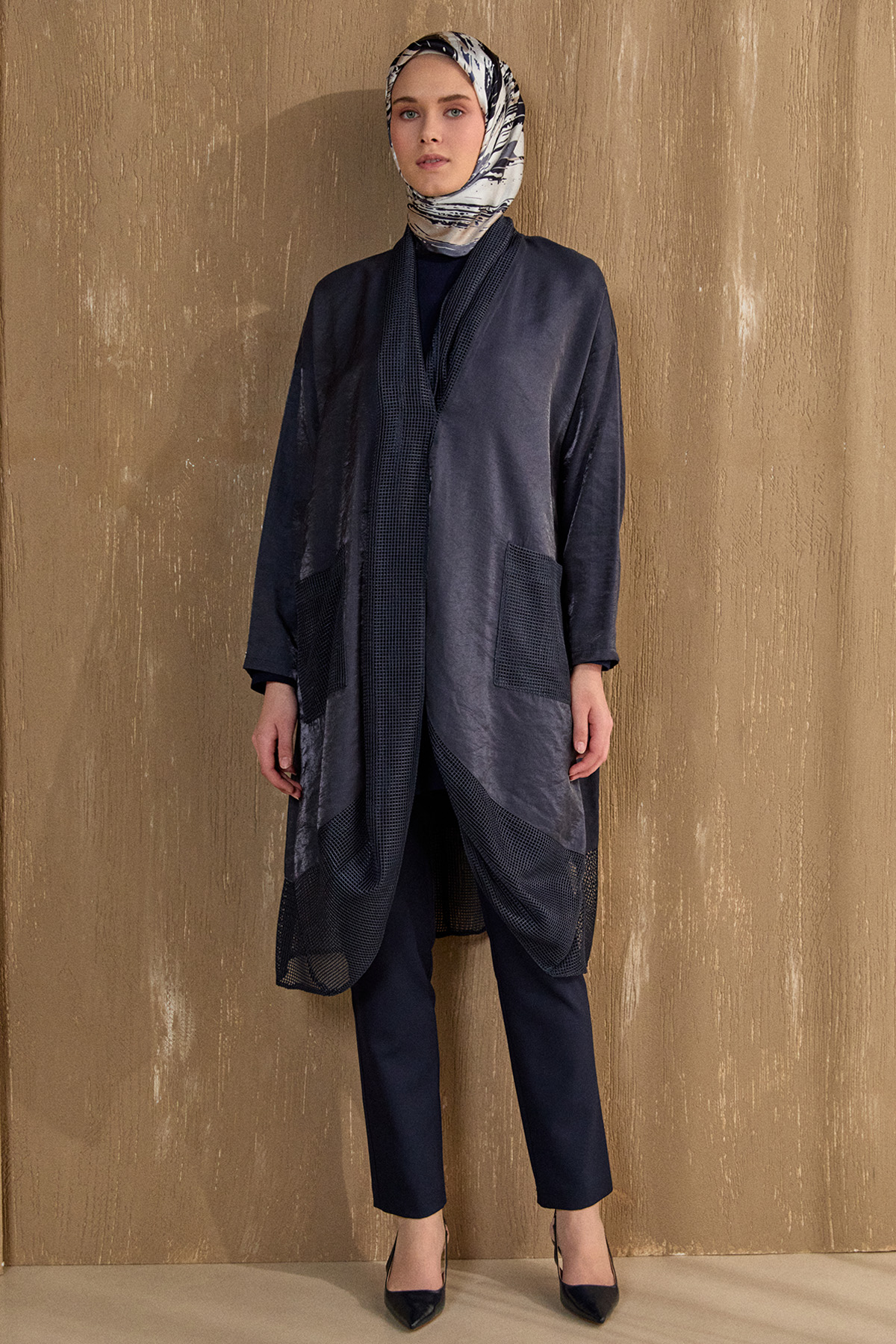 Jakarlı File Detaylı Kap, Tesettür Giyim