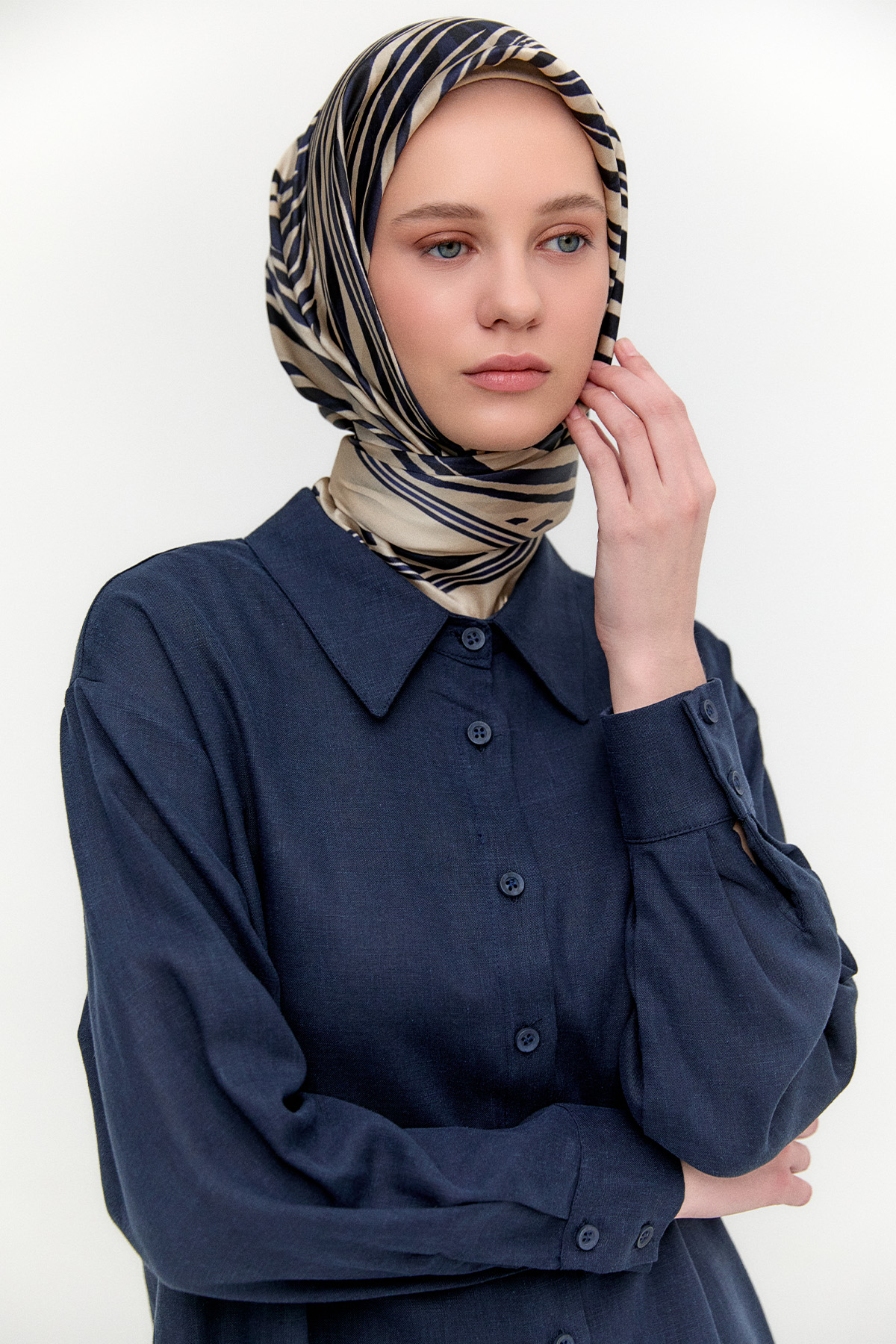 Sırtı Nakışlı Keten Tunik, Tesettür Giyim