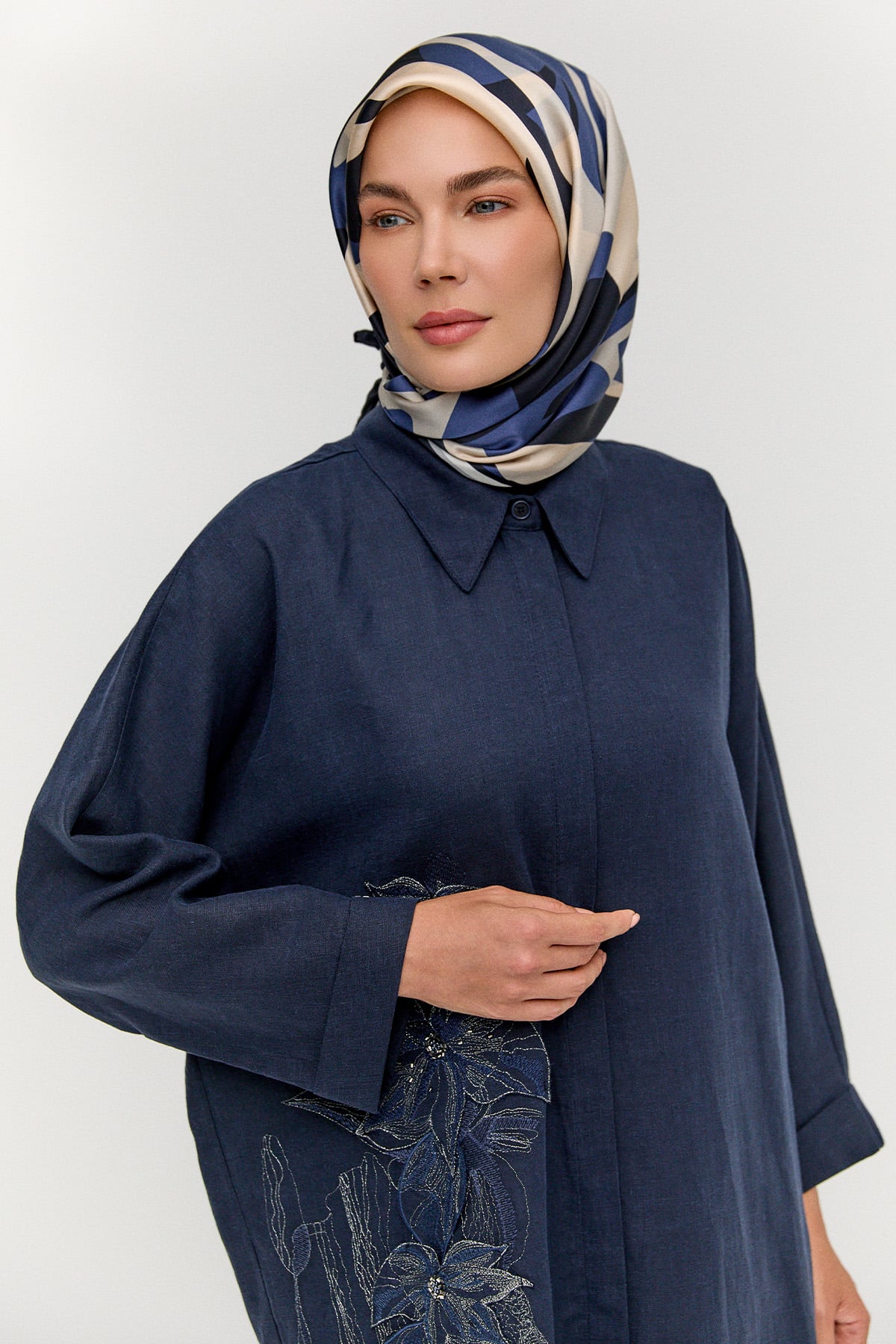 Nakış Detaylı Keten Tunik, Tesettür Giyim
