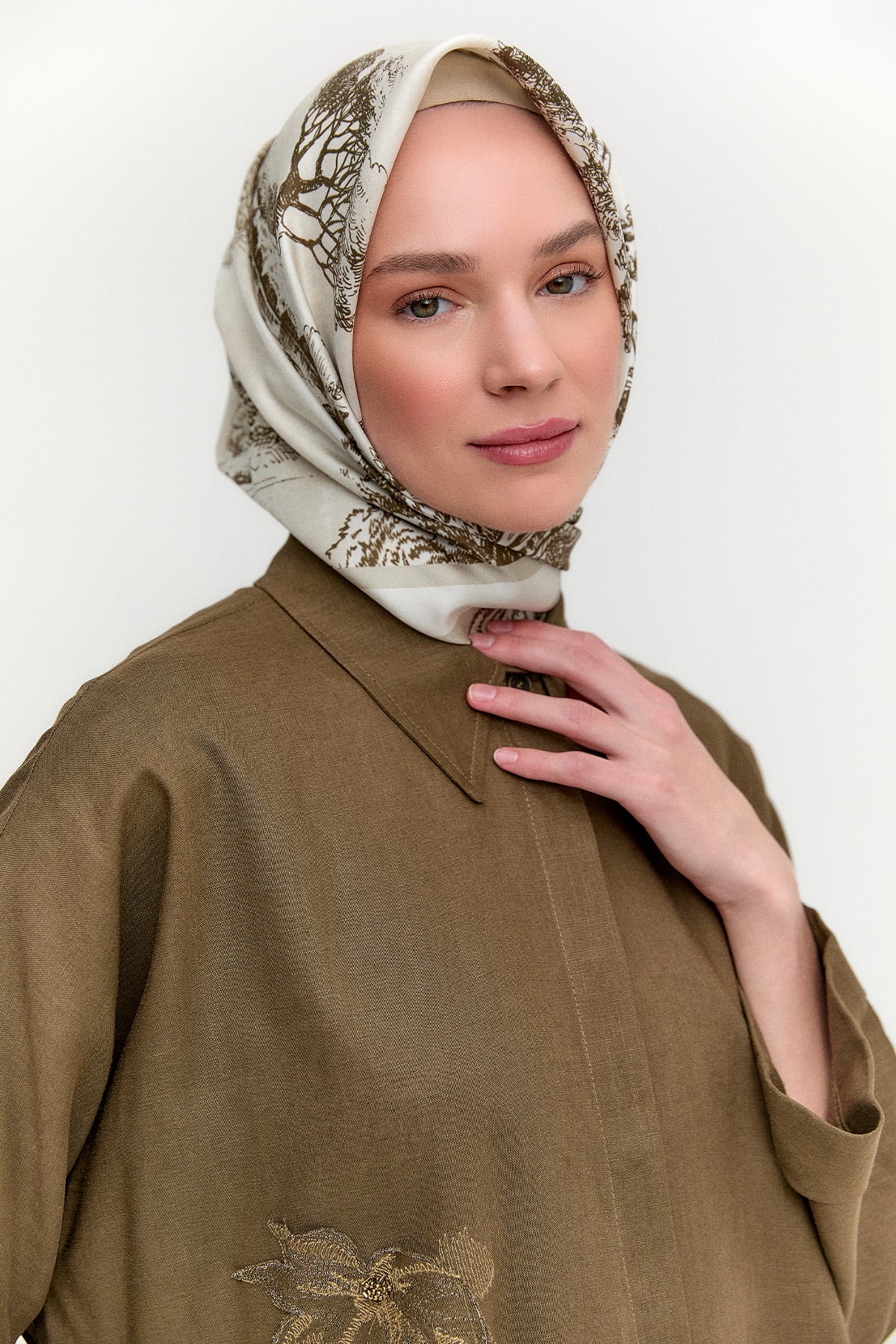 Nakış Detaylı Keten Tunik, Tesettür Giyim
