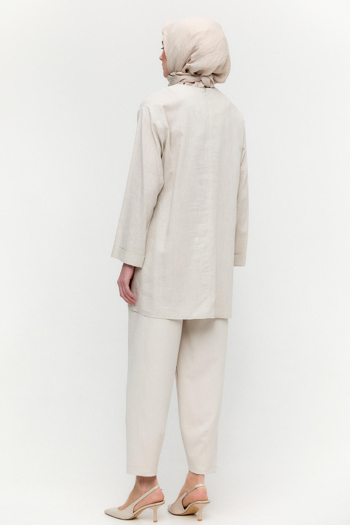 Çiçek Nakışlı Boncuklu Keten Tunik, Tesettür Giyim