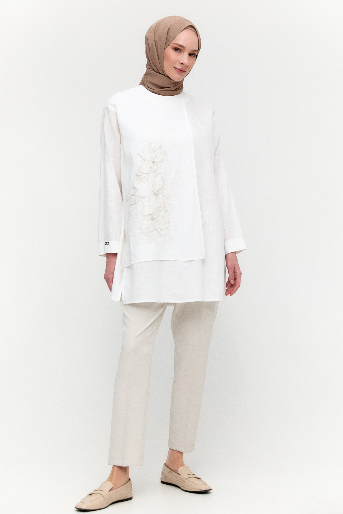 Çiçek Nakışlı Boncuklu Keten Tunik, Tesettür Giyim