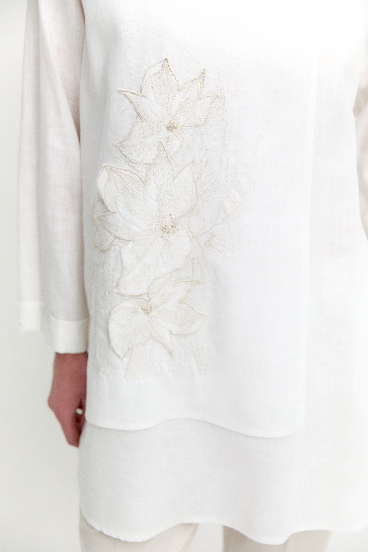 Çiçek Nakışlı Boncuklu Keten Tunik, Tesettür Giyim