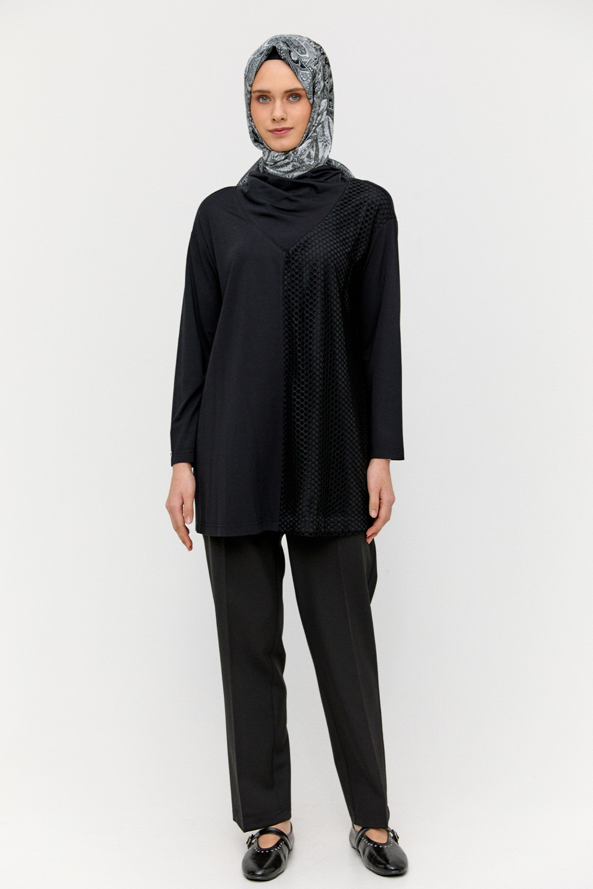 Degaje Yakalı File Detaylı Tunik, Tesettür Giyim