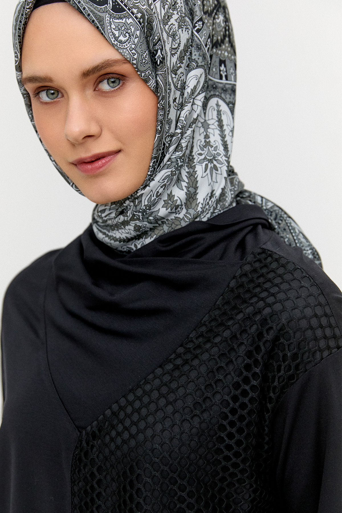 Degaje Yakalı File Detaylı Tunik, Tesettür Giyim