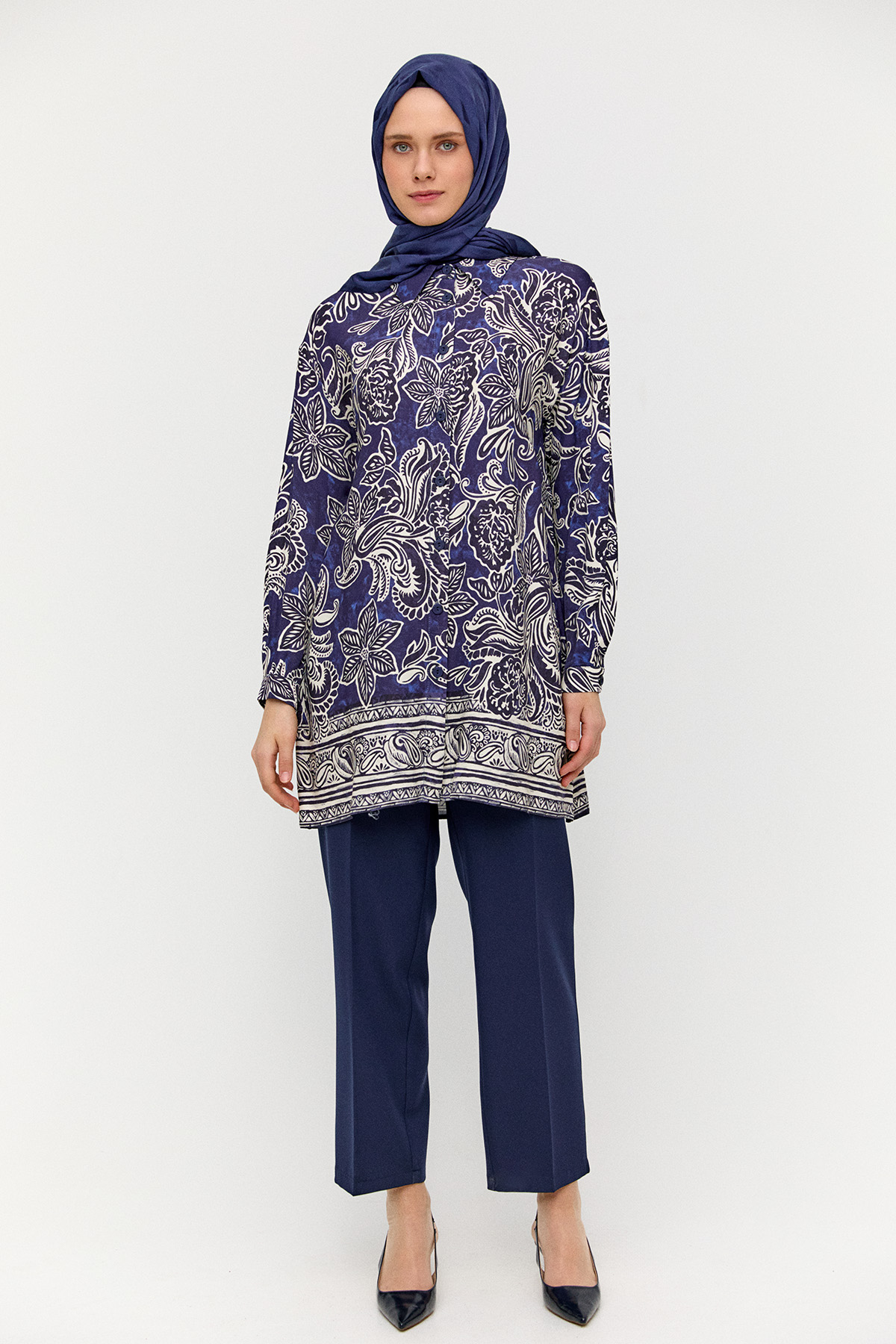 Çiçek Desenli Düğmeli Tunik, Tesettür Giyim