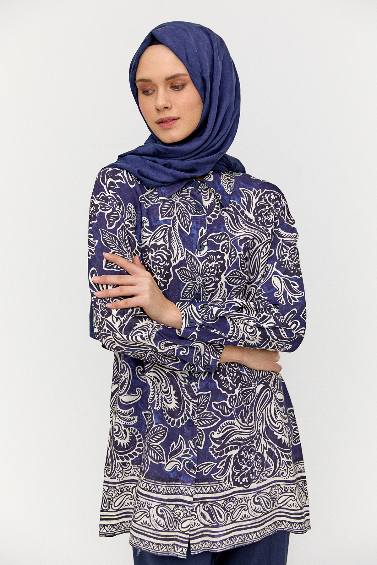 Çiçek Desenli Düğmeli Tunik, Tesettür Giyim