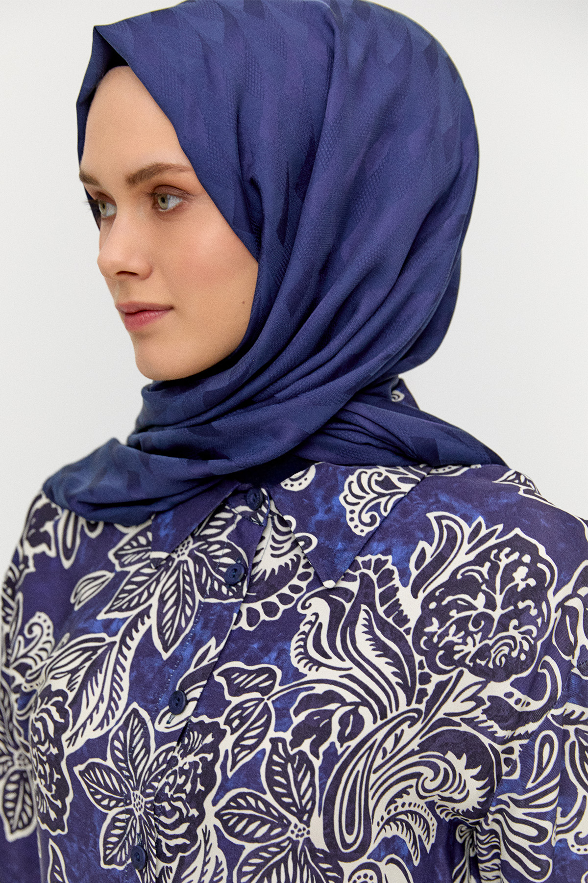 Çiçek Desenli Düğmeli Tunik, Tesettür Giyim