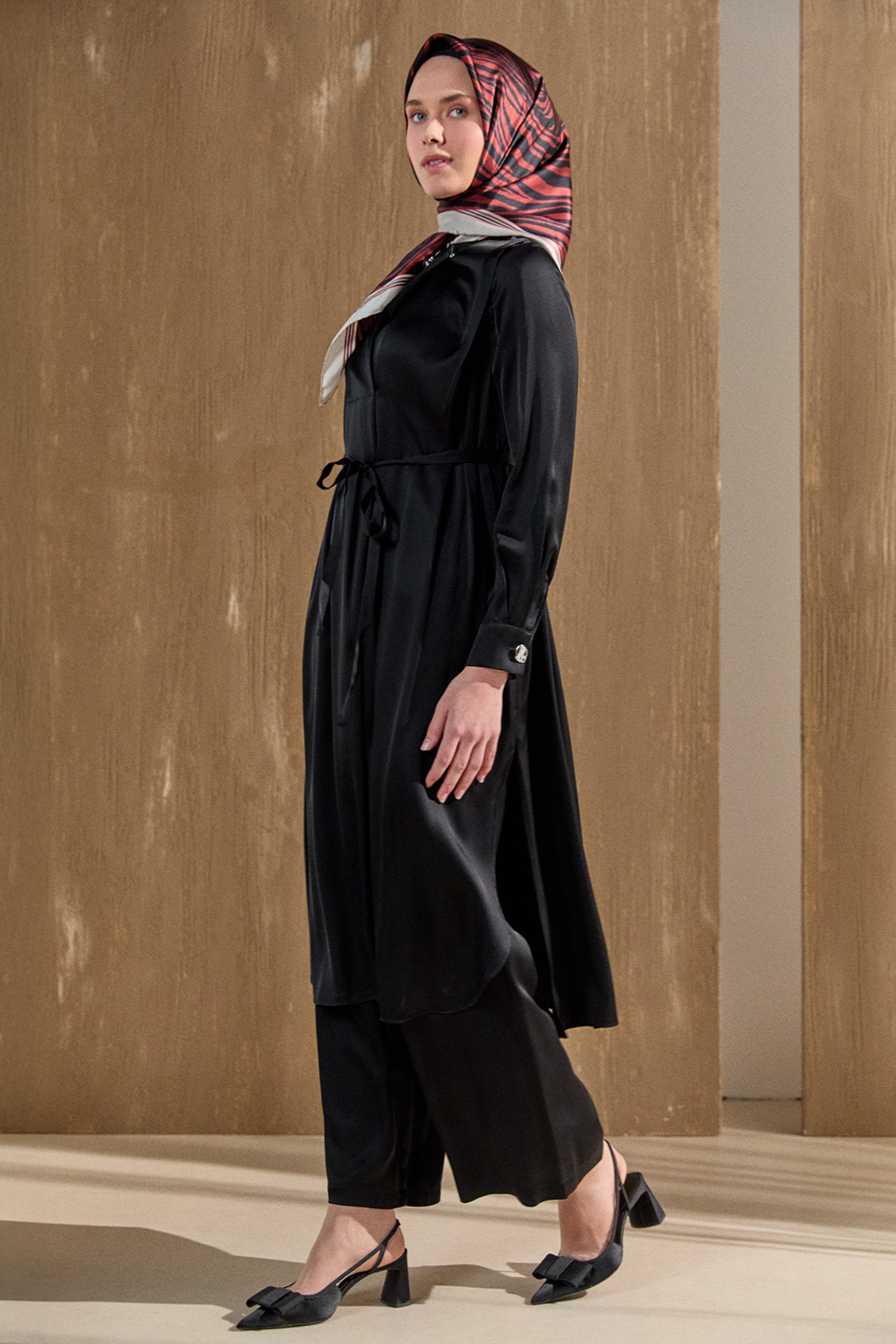 Kruvaze Saten Uzun Tunik, Tesettür Giyim