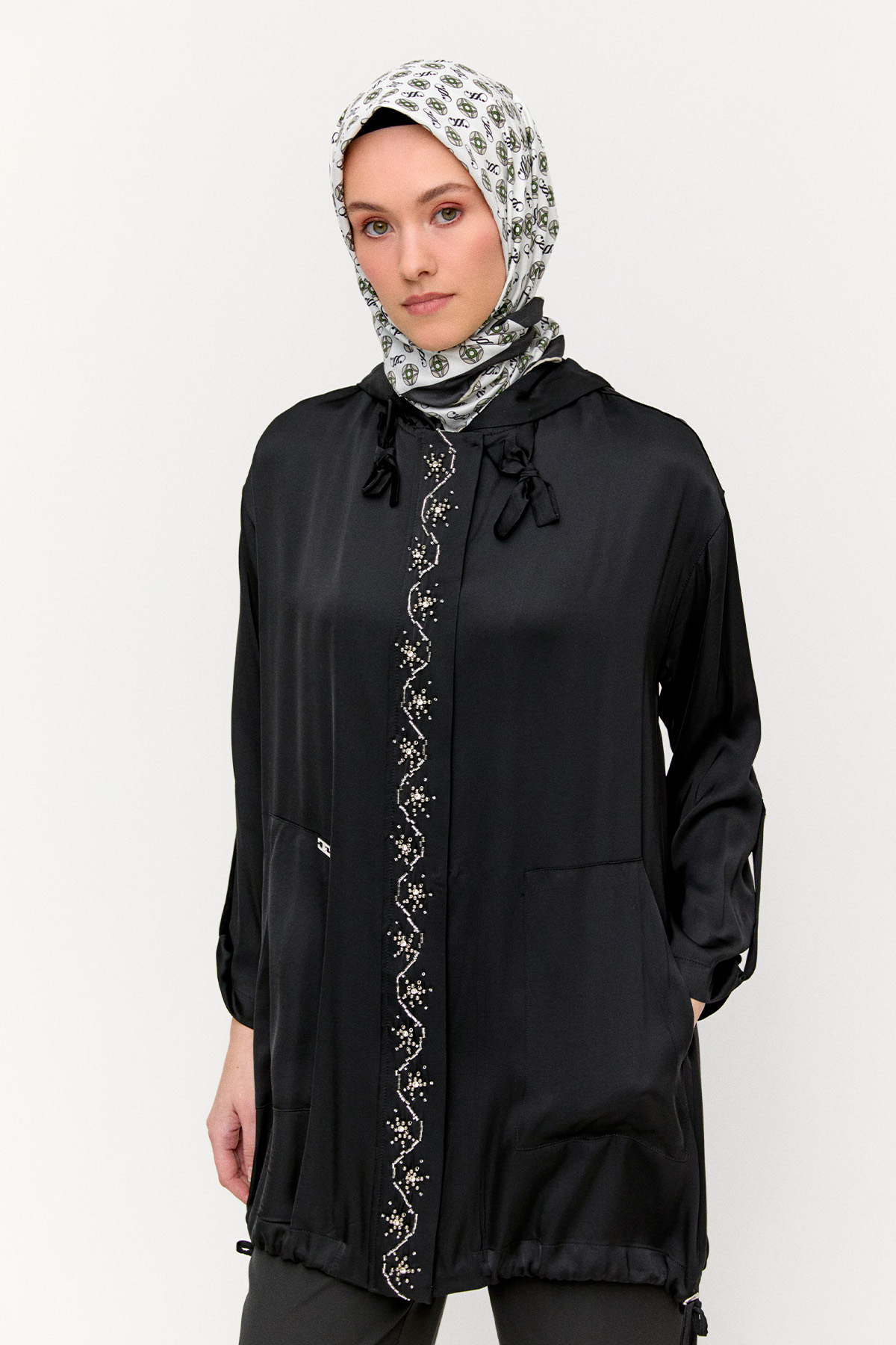 İşlemeli Floş Saten Tunik, Tesettür Giyim