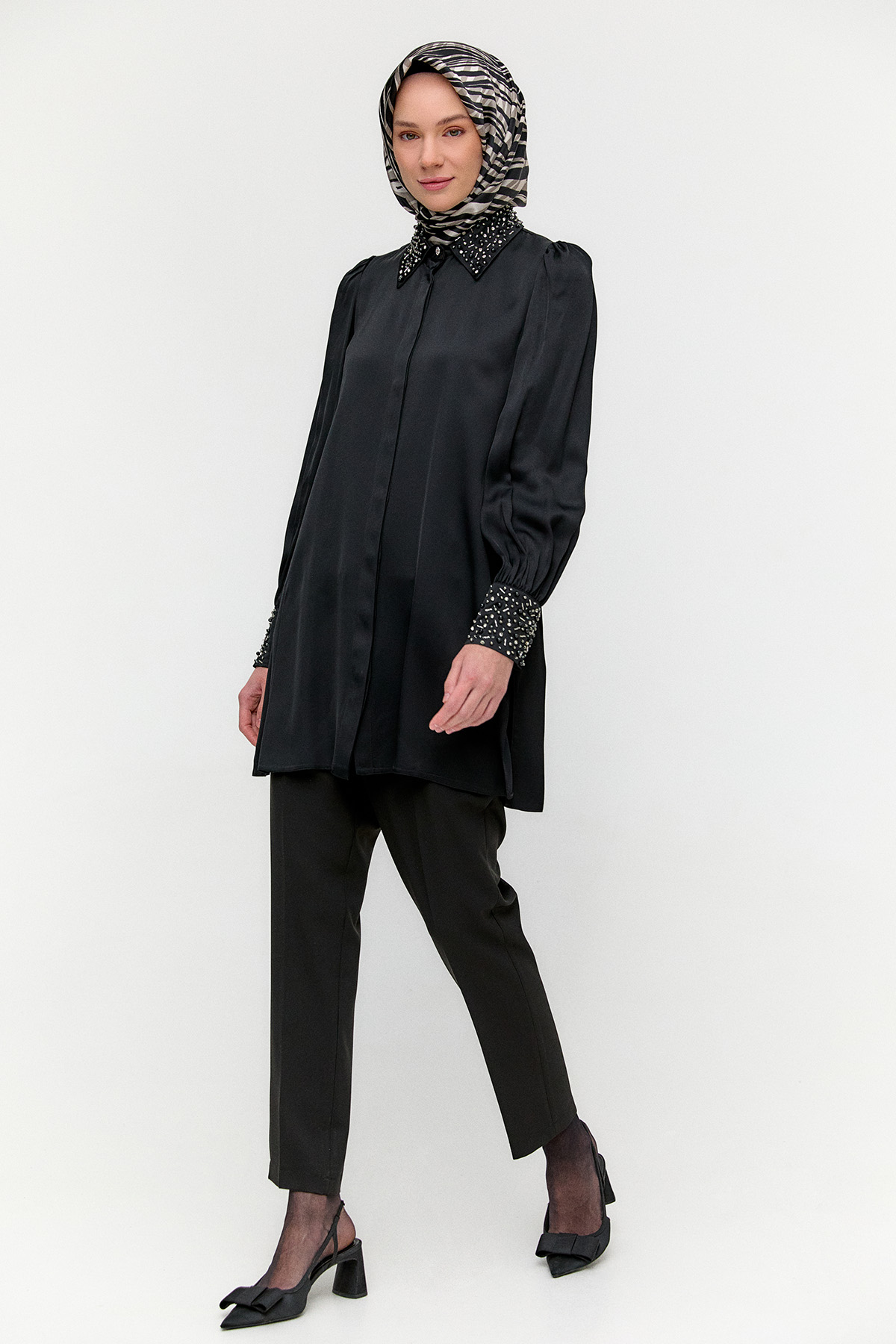 İşlemeli Detaylı Floş Tunik, Tesettür Giyim