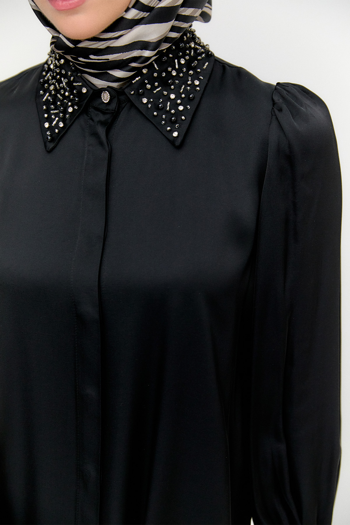 İşlemeli Detaylı Floş Tunik, Tesettür Giyim