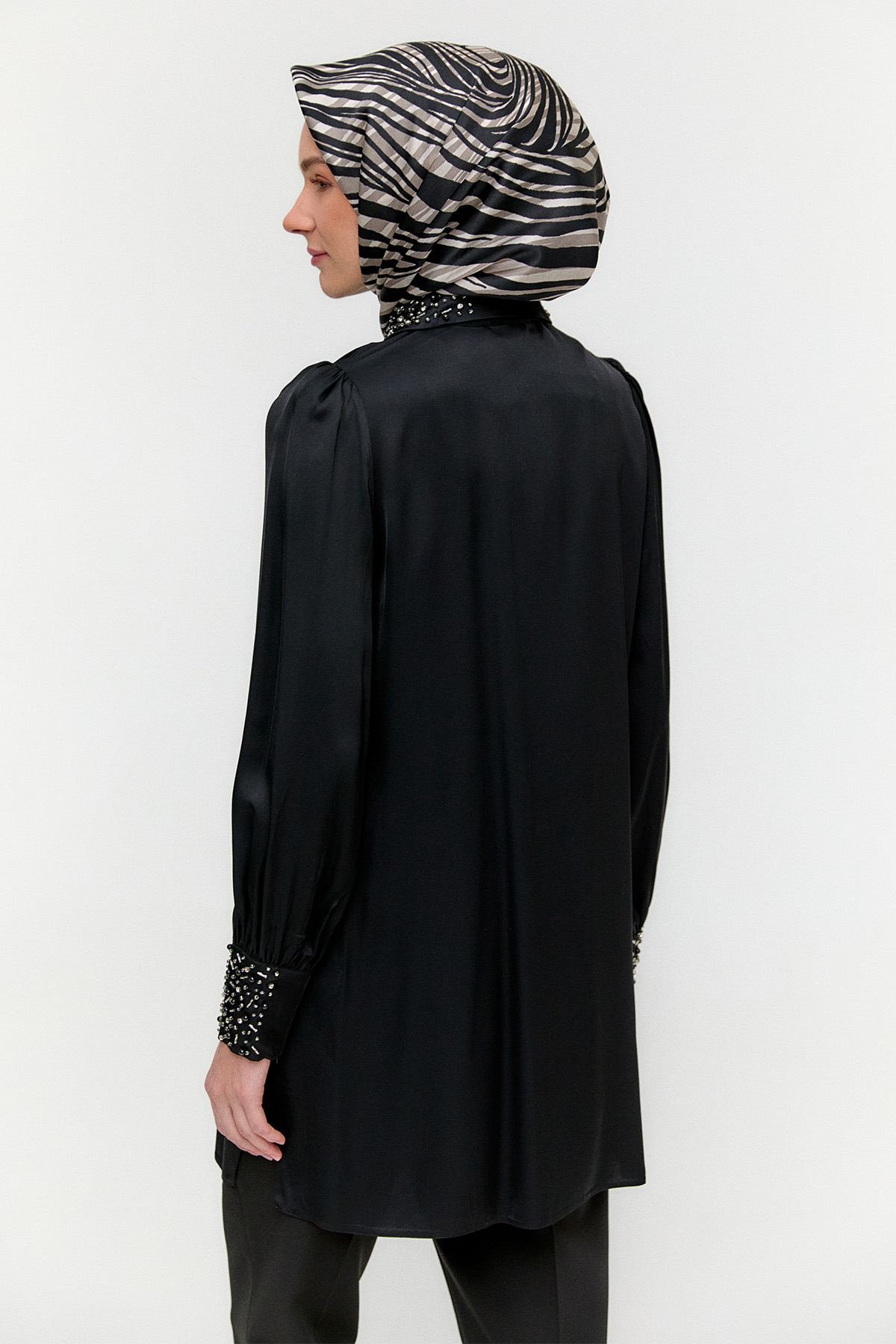 İşlemeli Detaylı Floş Tunik, Tesettür Giyim