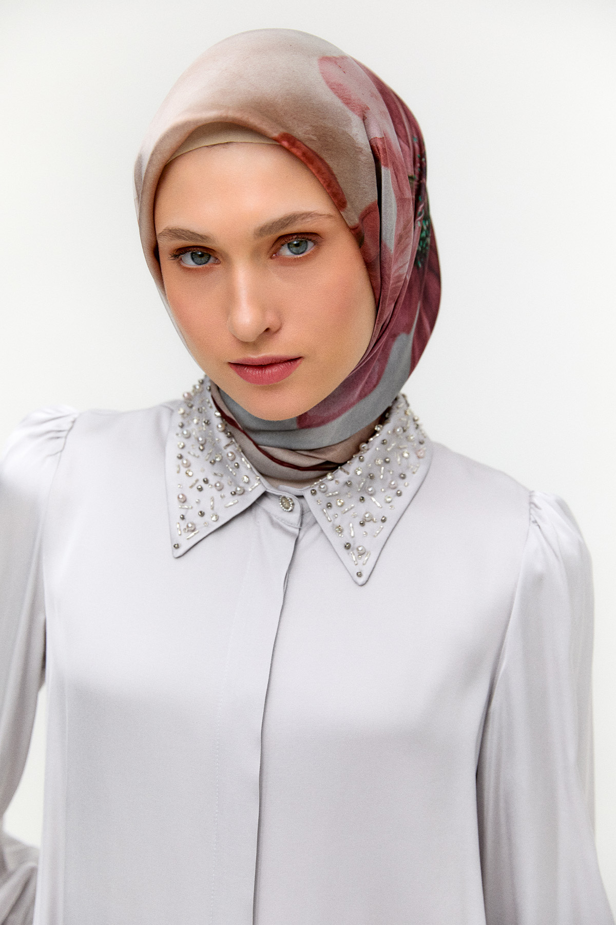 İşlemeli Detaylı Floş Tunik, Tesettür Giyim