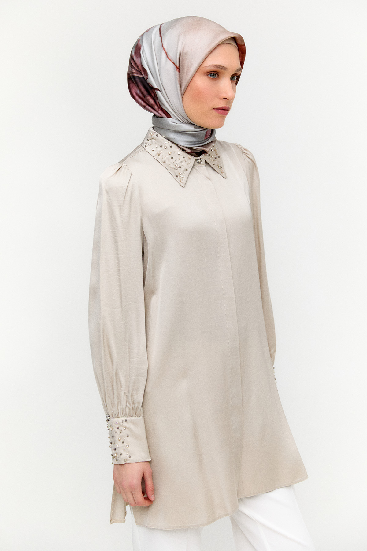 İşlemeli Detaylı Floş Tunik, Tesettür Giyim