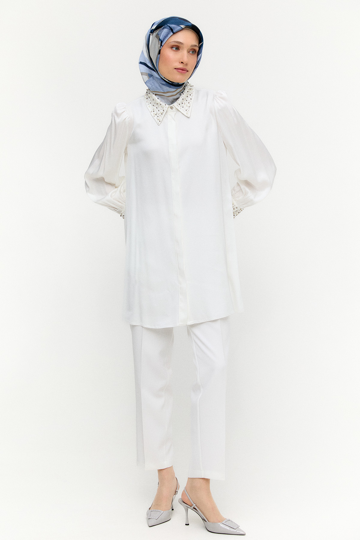 İşlemeli Detaylı Floş Tunik, Tesettür Giyim