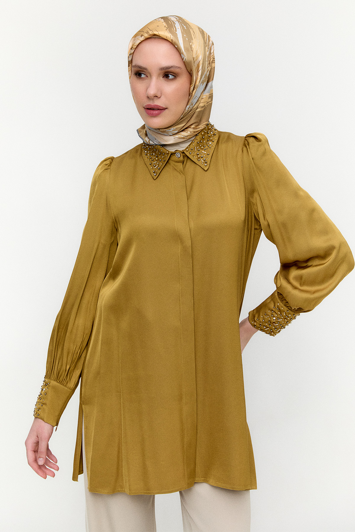 İşlemeli Detaylı Floş Tunik, Tesettür Giyim