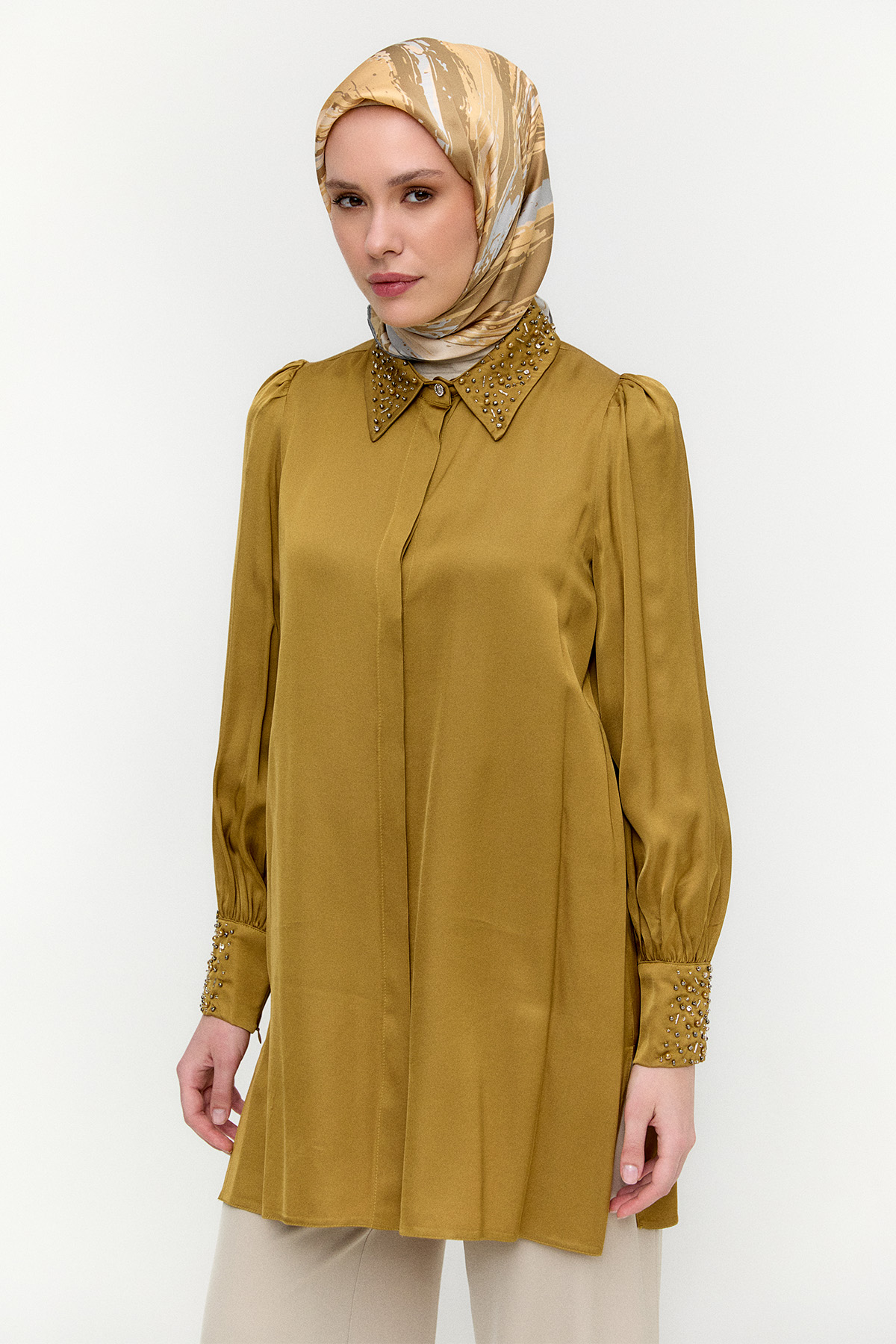 İşlemeli Detaylı Floş Tunik, Tesettür Giyim