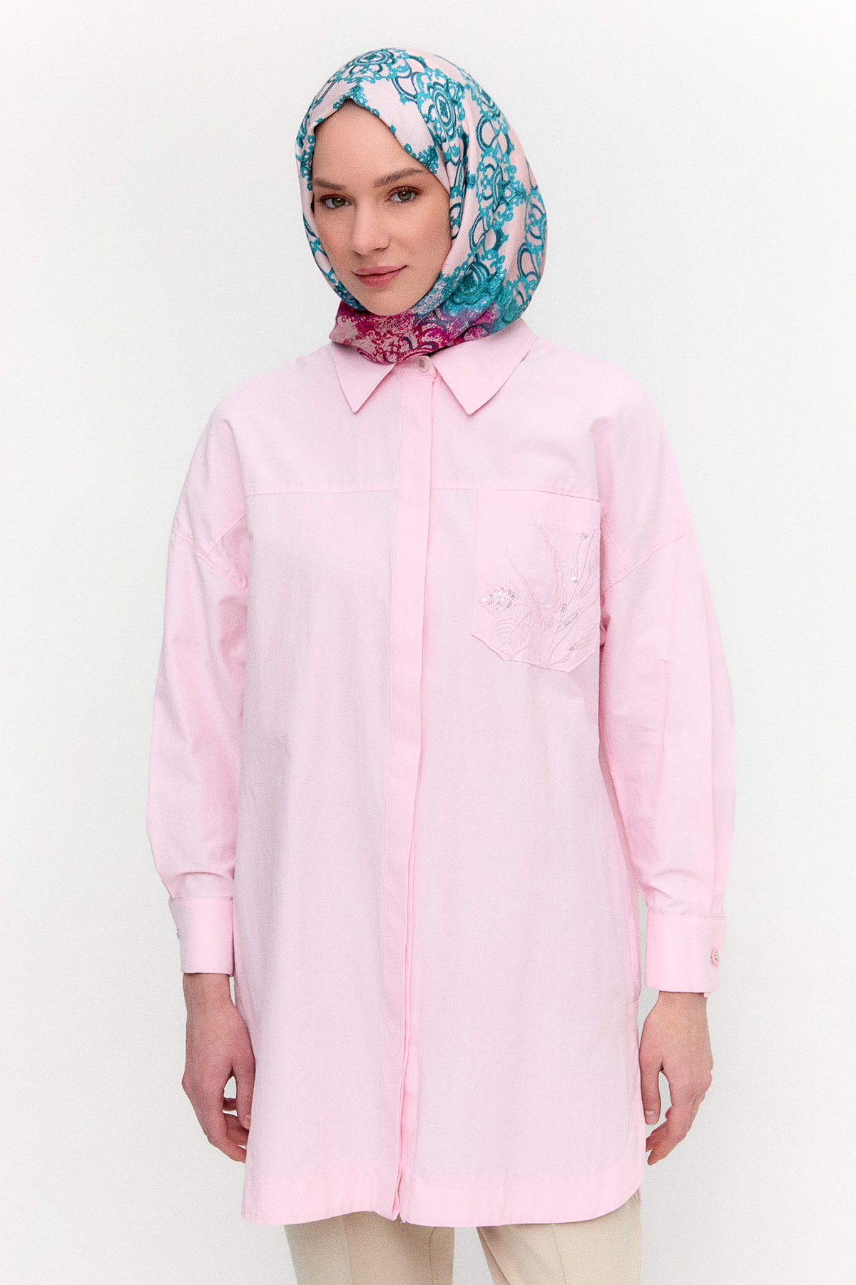 Nakış Detaylı Oversize Pamuklu Tunik, Tesettür Giyim