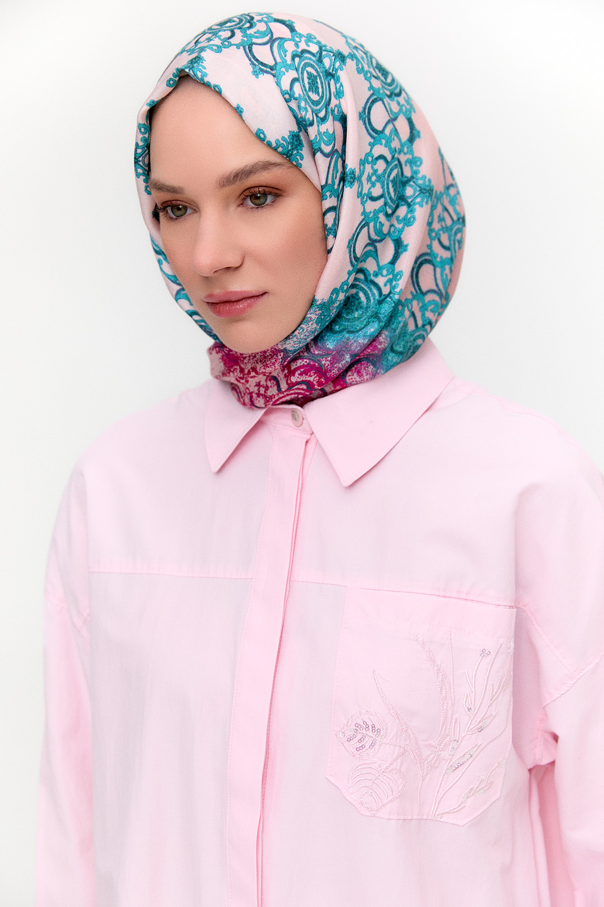 Nakış Detaylı Oversize Pamuklu Tunik, Tesettür Giyim