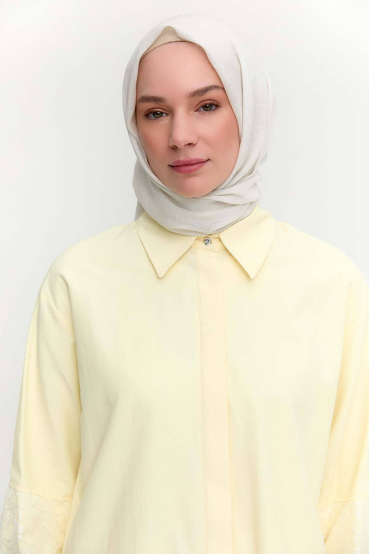 Dantel Çiçek Aplikeli Çizgili Tunik, Tesettür Giyim